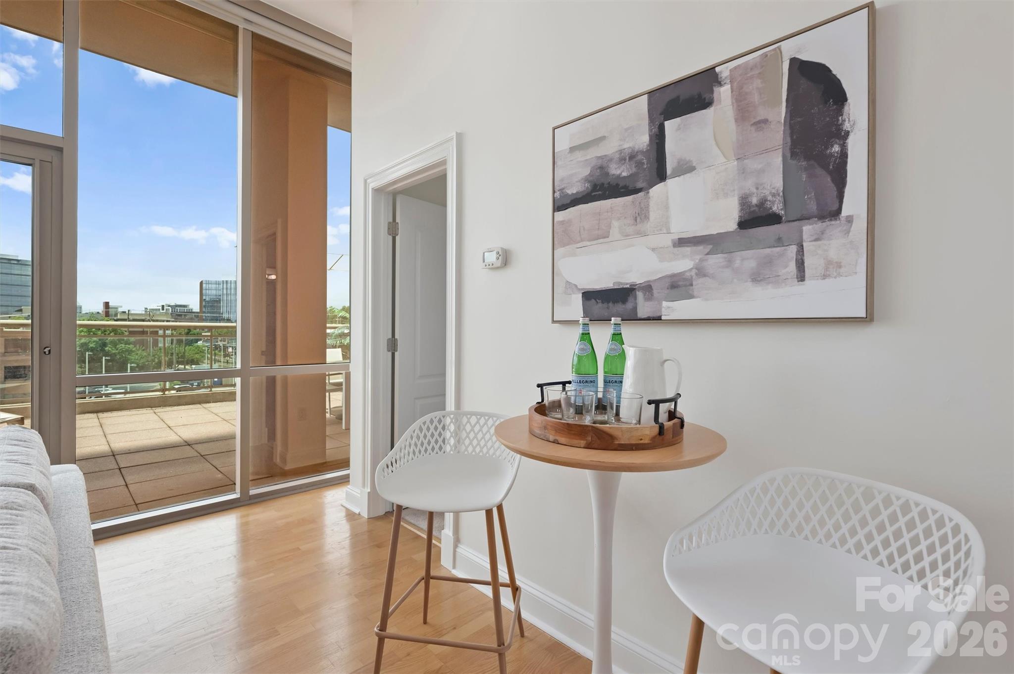 315 Arlington Avenue Unit: 504