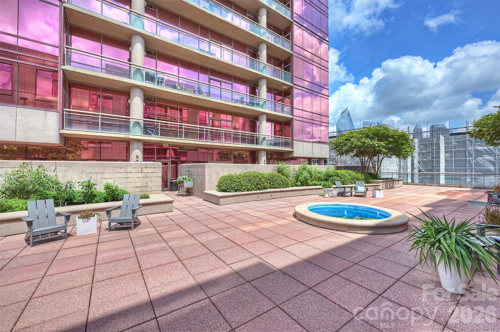 315 Arlington Avenue Unit: 504