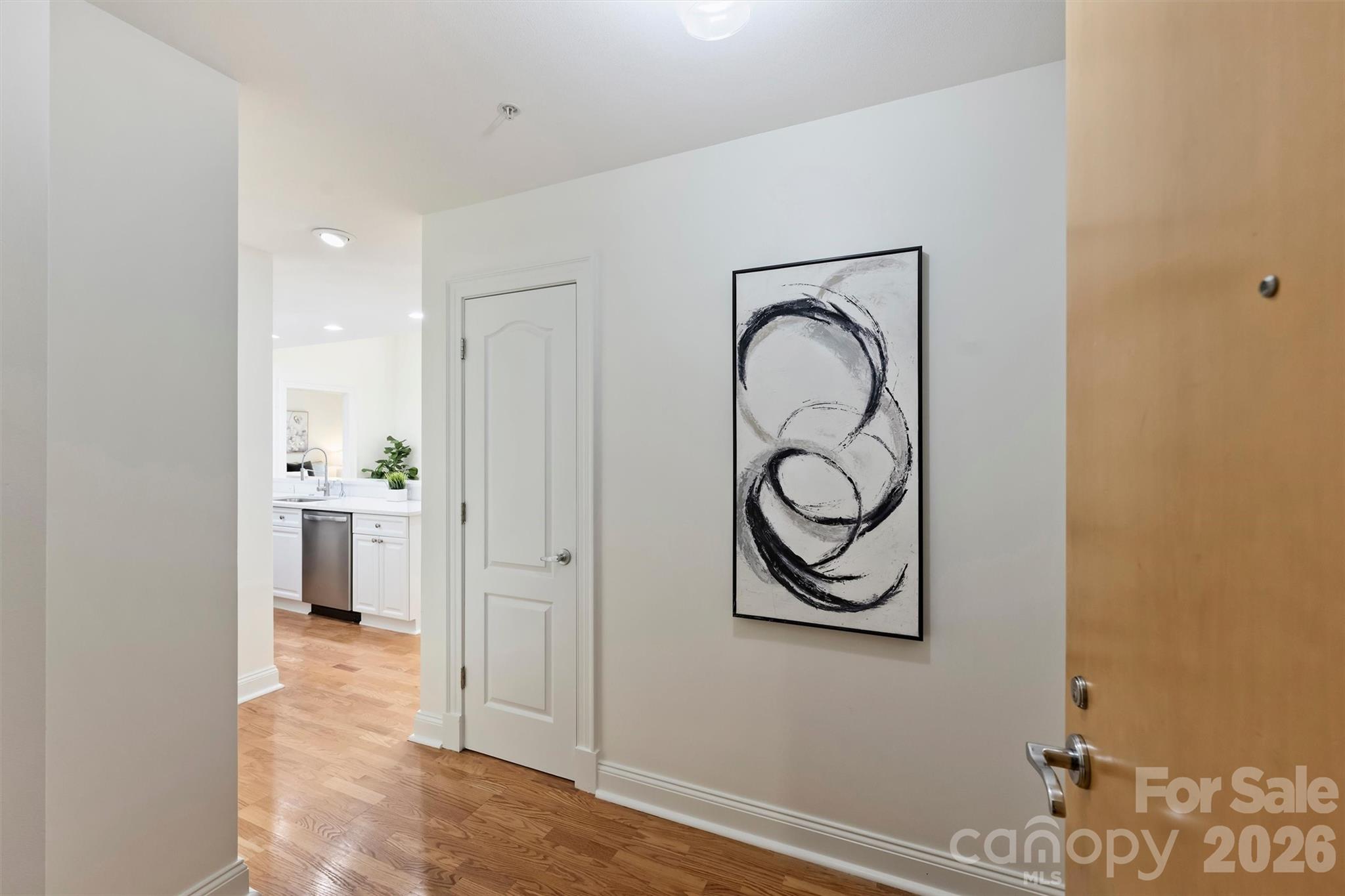315 Arlington Avenue Unit: 504