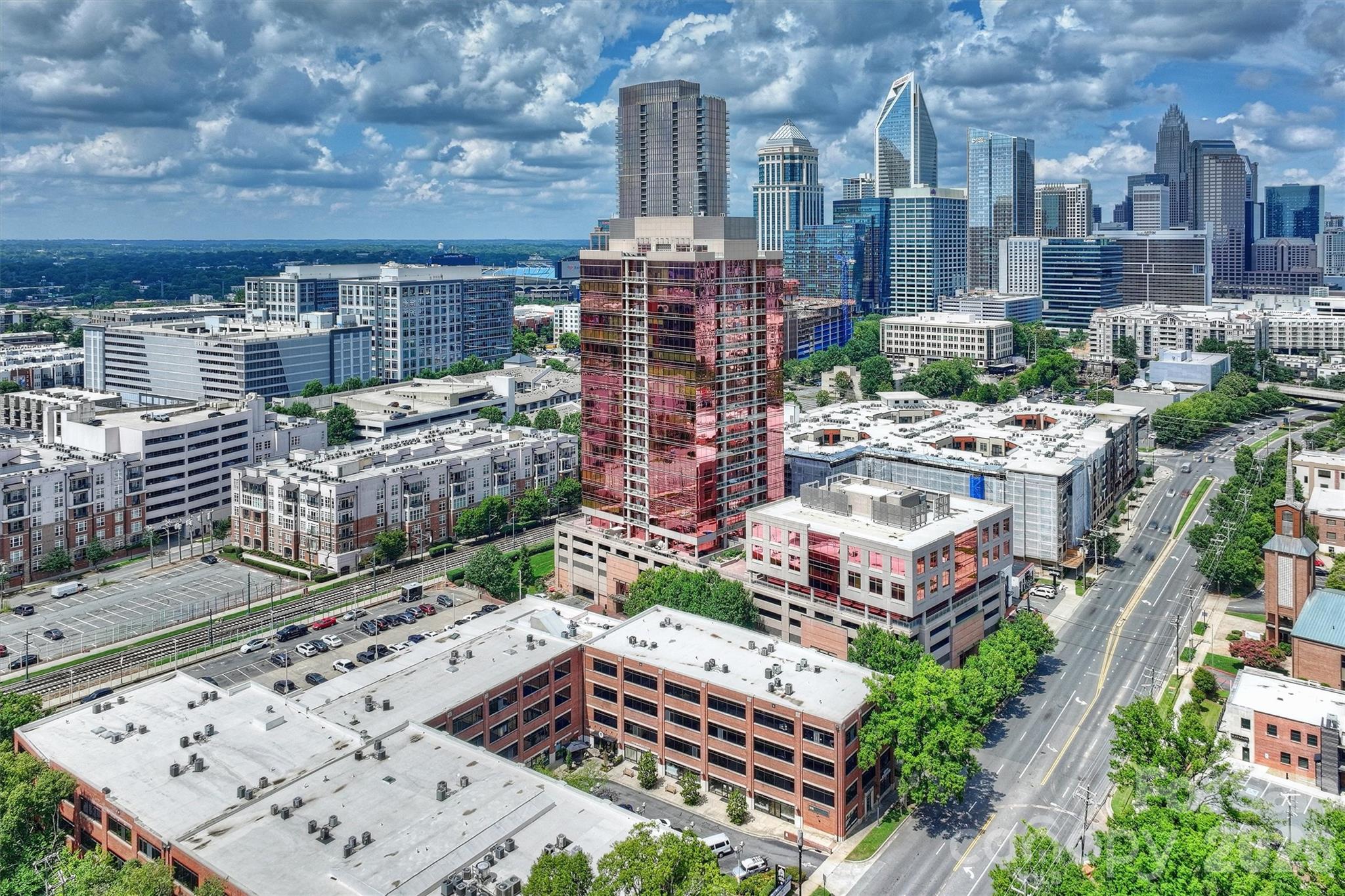 315 Arlington Avenue Unit: 504