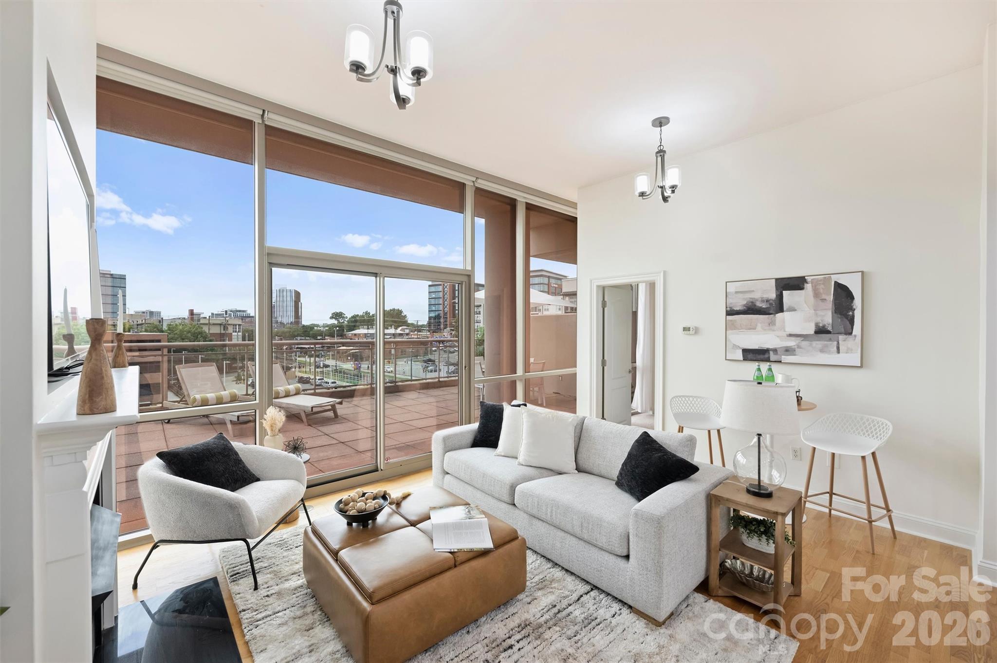 315 Arlington Avenue Unit: 504