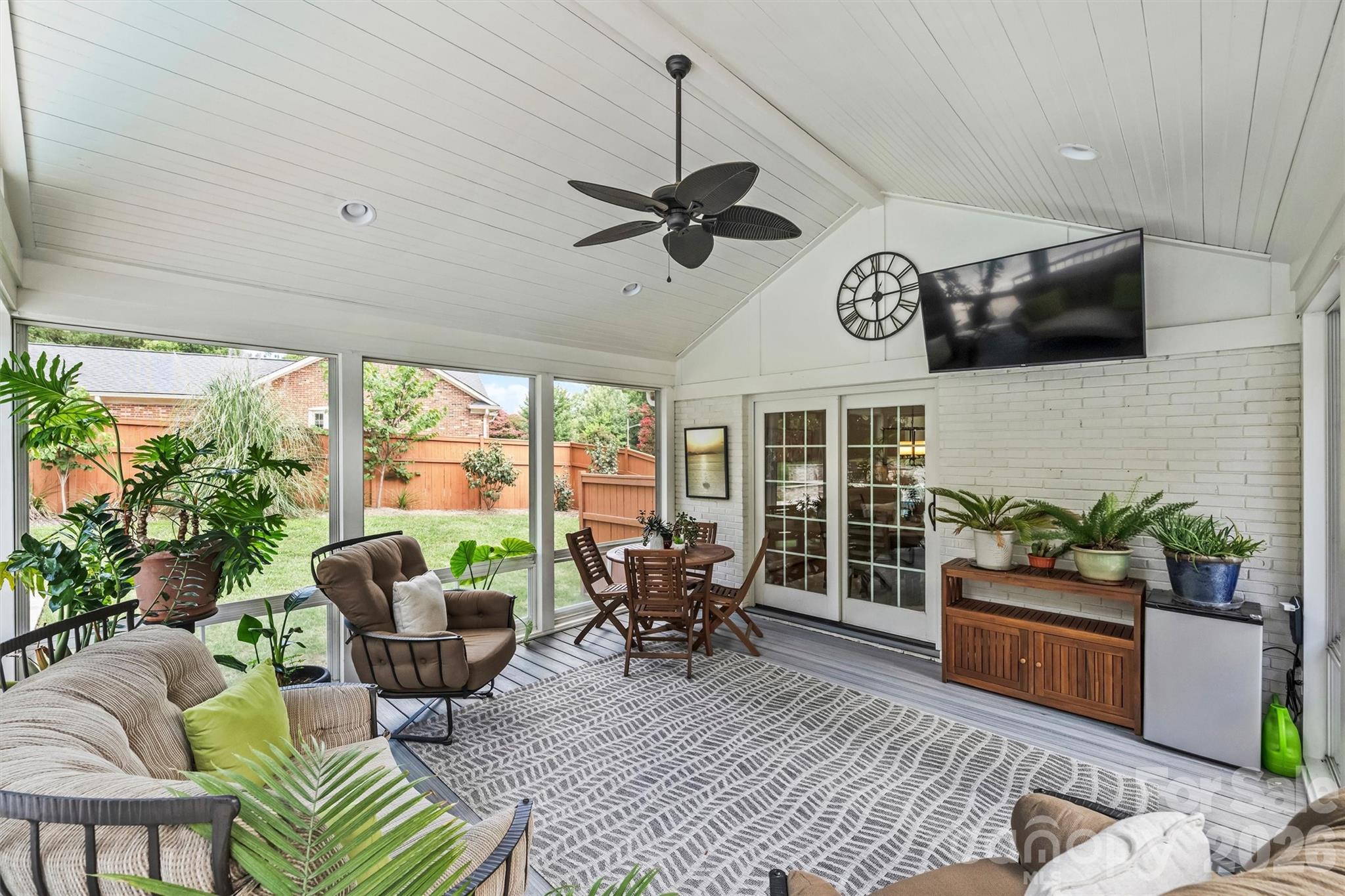 3120 Sunnybrook Drive