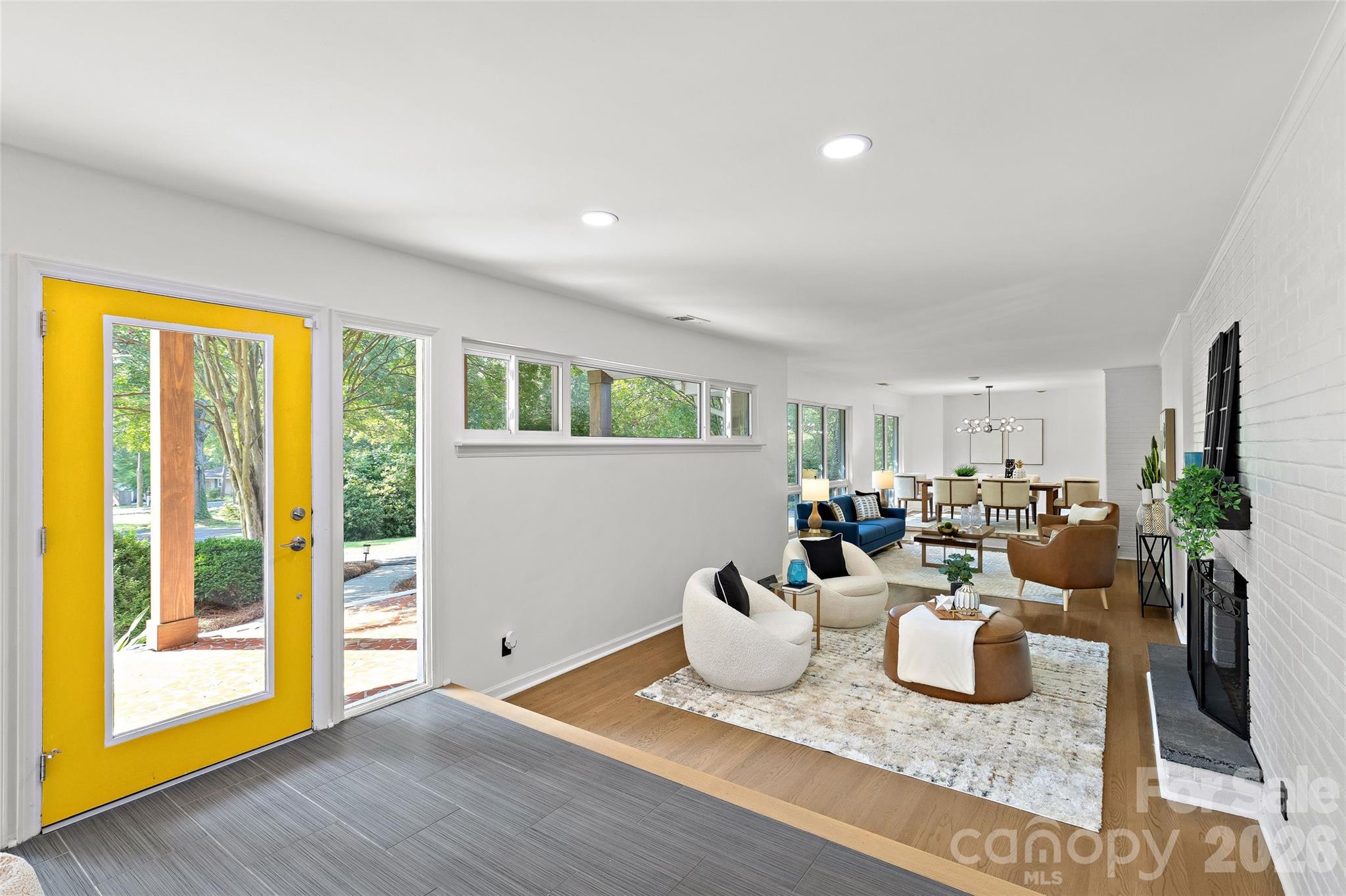 1222 Burtonwood Circle
