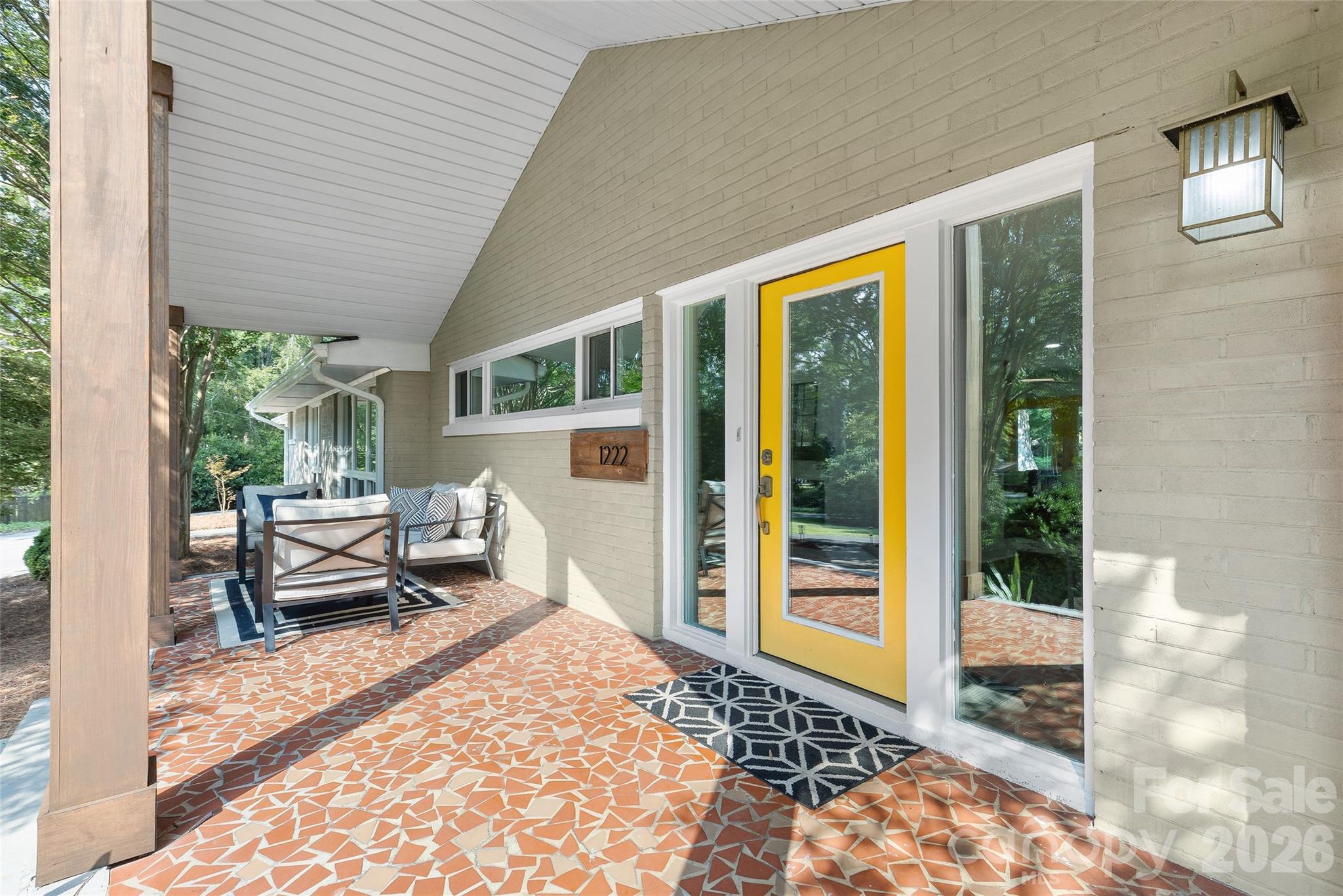 1222 Burtonwood Circle