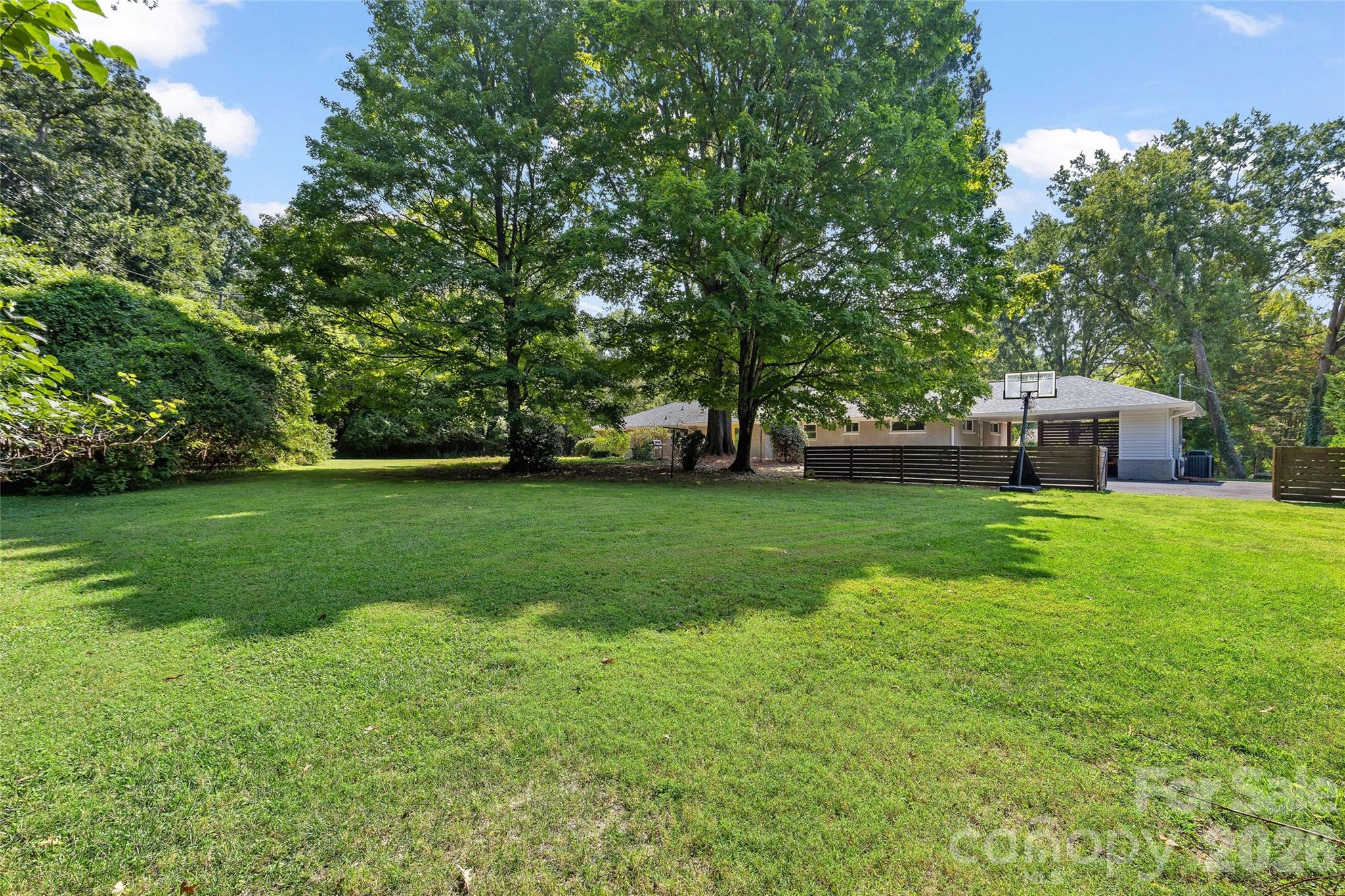 1222 Burtonwood Circle