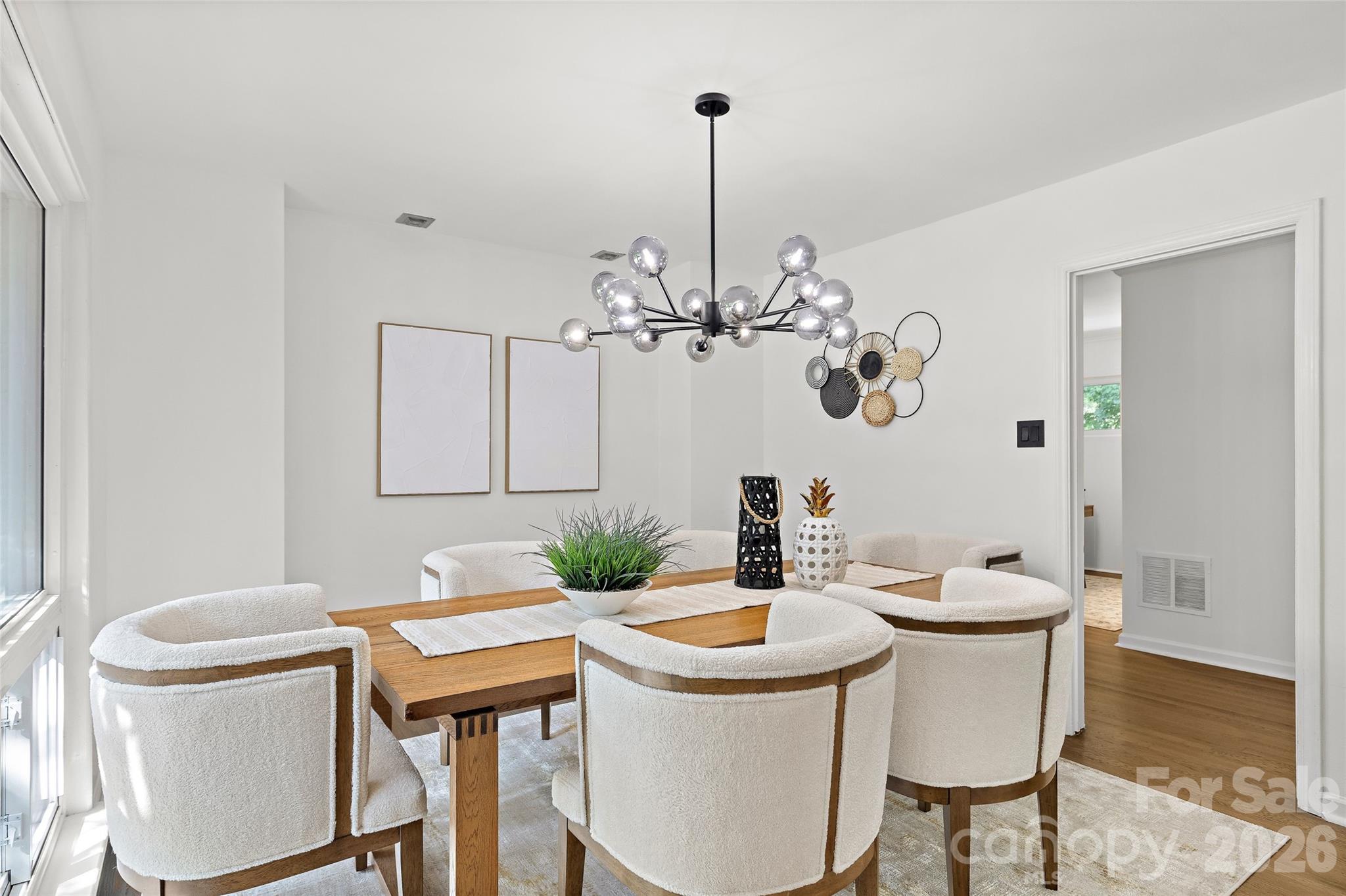 1222 Burtonwood Circle