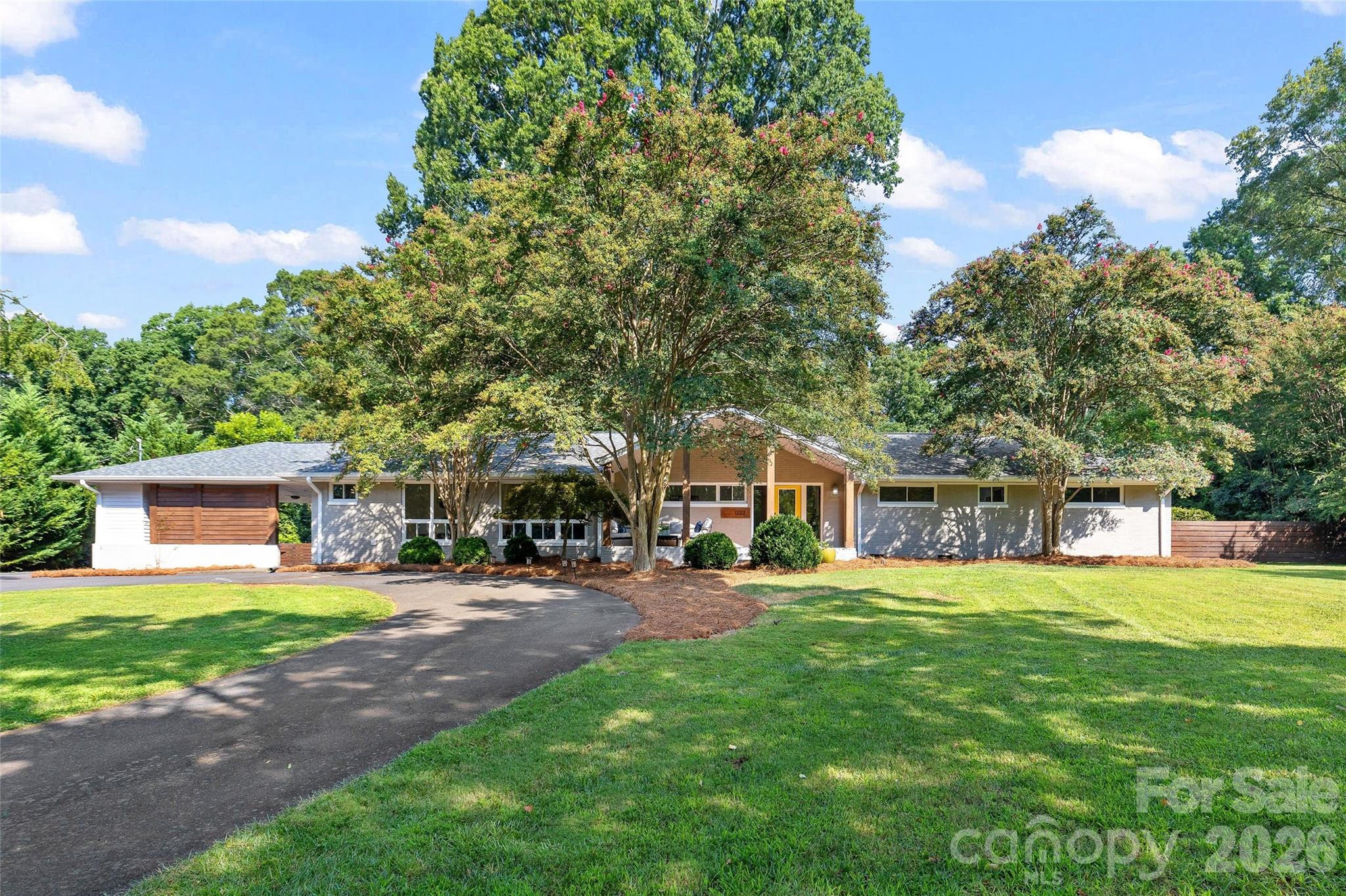 1222 Burtonwood Circle