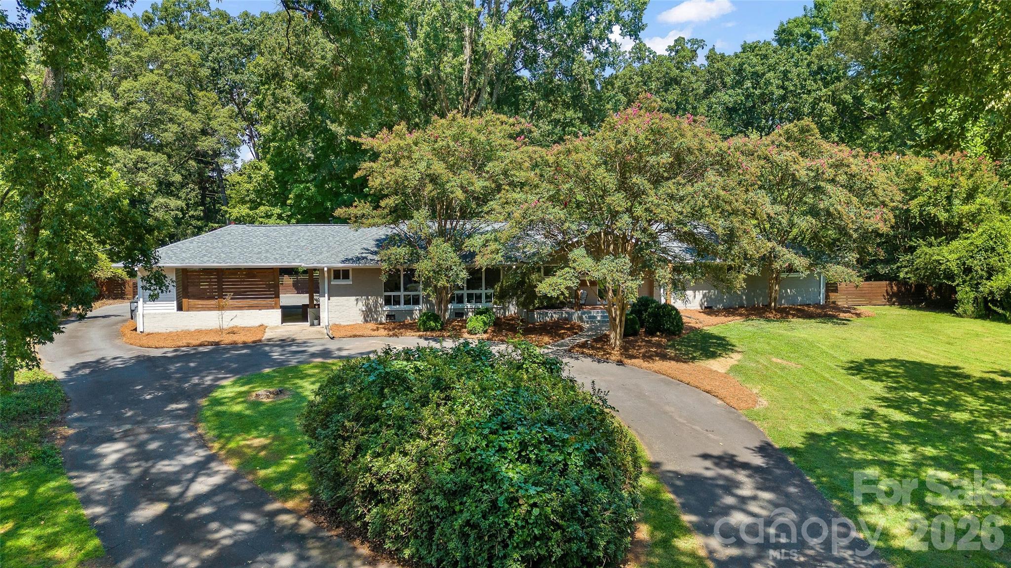 1222 Burtonwood Circle