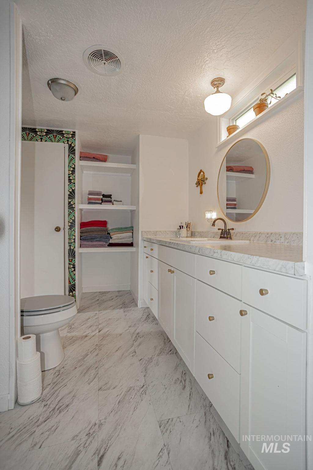 306 E 47th Street # 9
