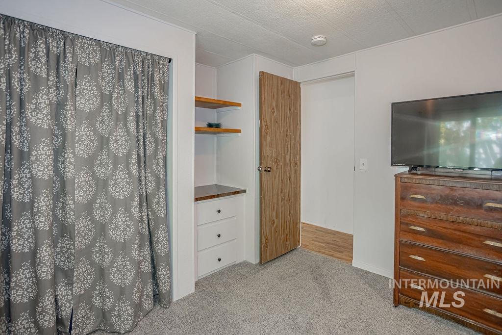 306 E 47th Street # 9