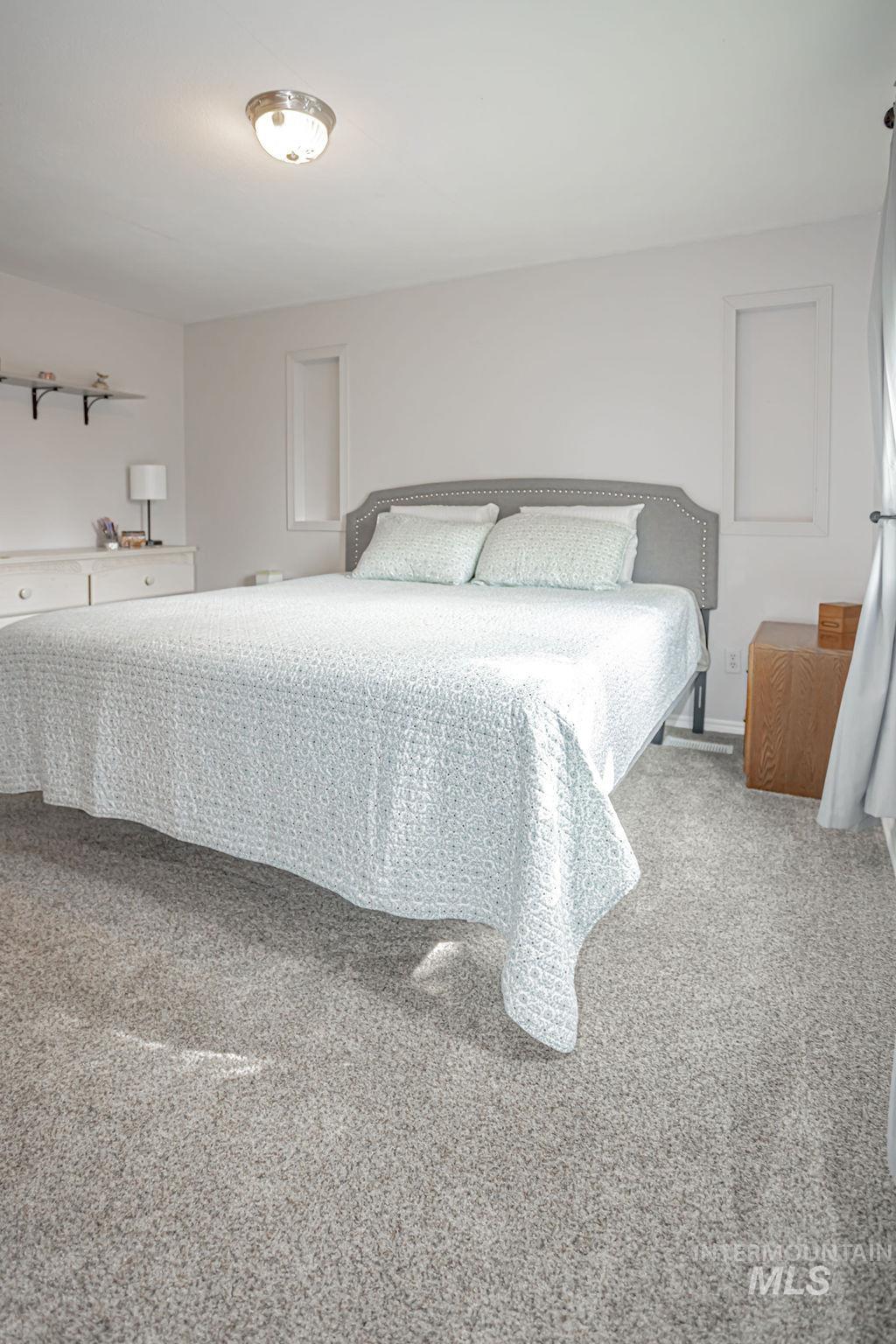 306 E 47th Street # 9
