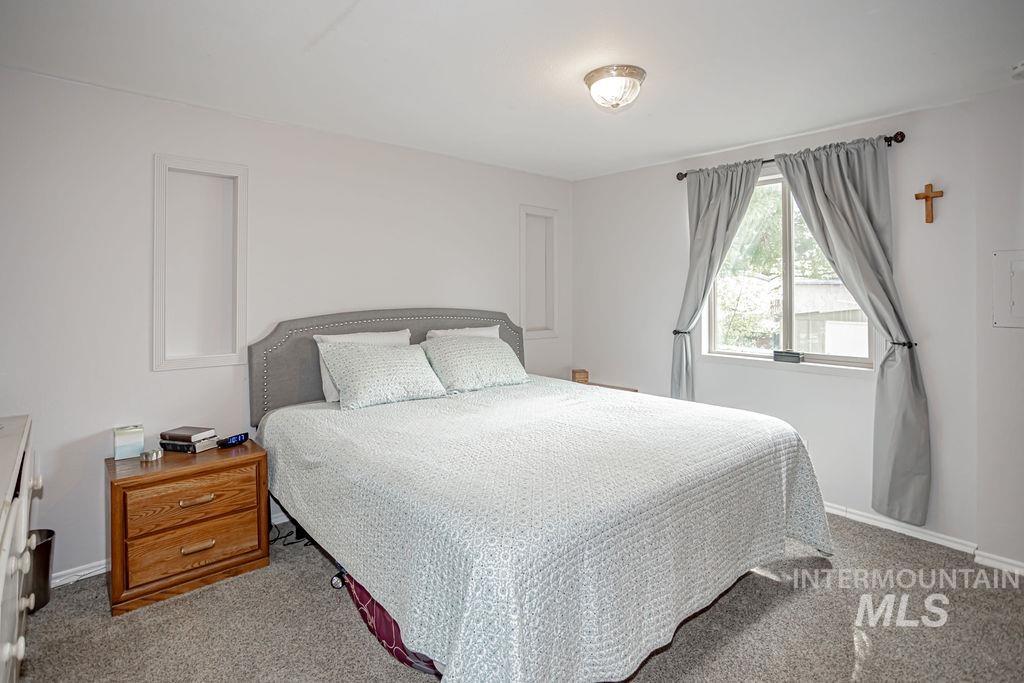 306 E 47th Street # 9