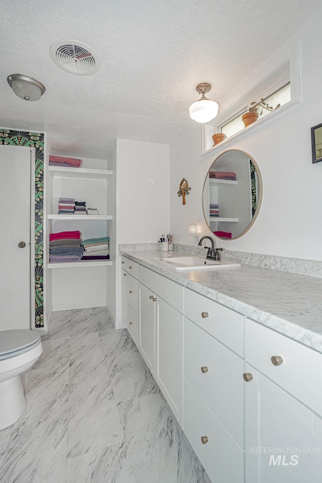 306 E 47th Street # 9