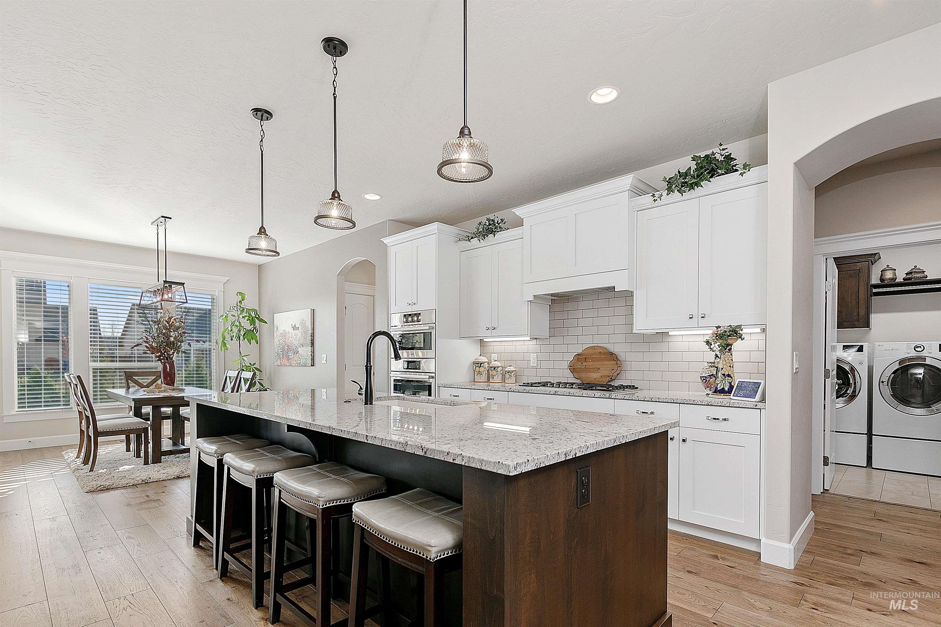 10061 W Golden Rain Street