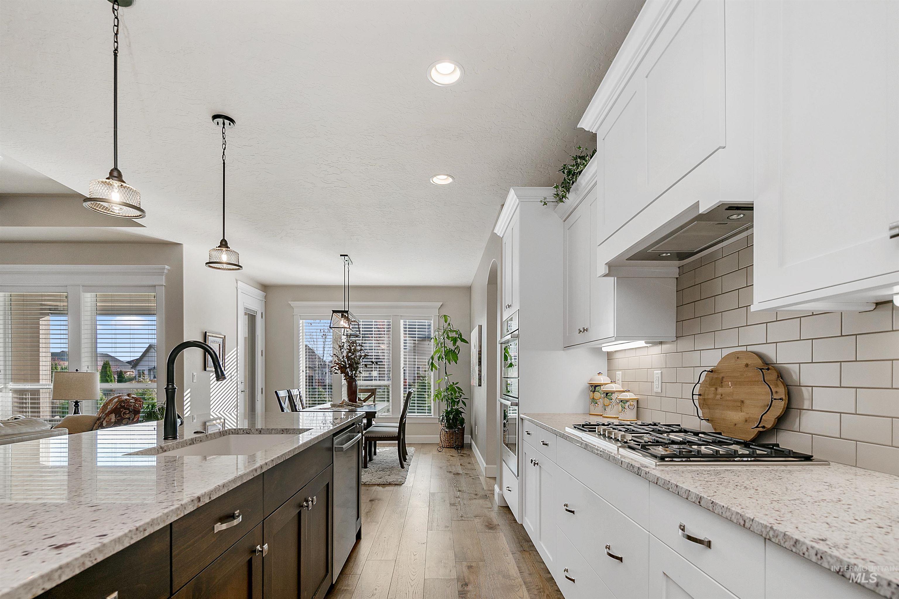 10061 W Golden Rain Street