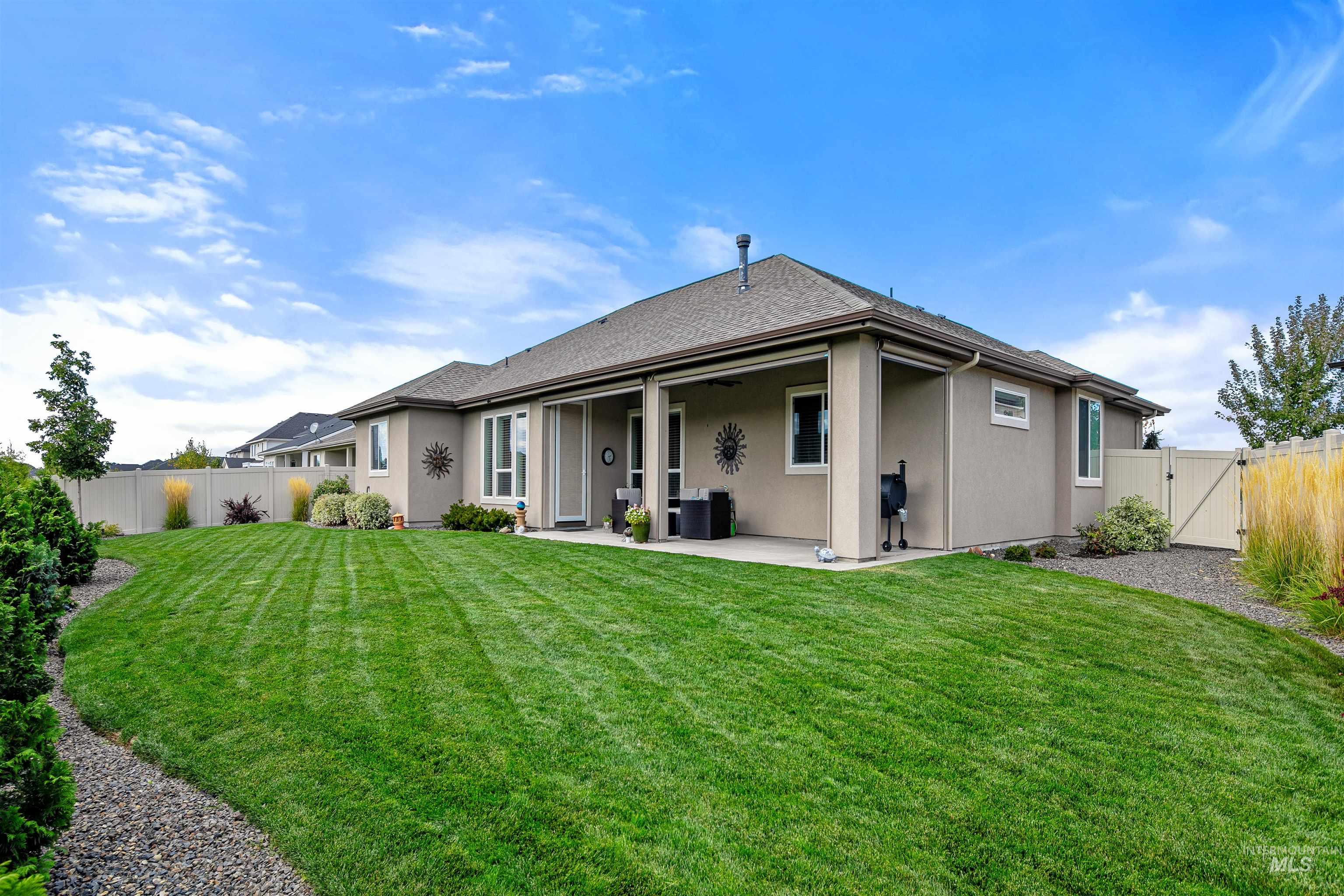 10061 W Golden Rain Street