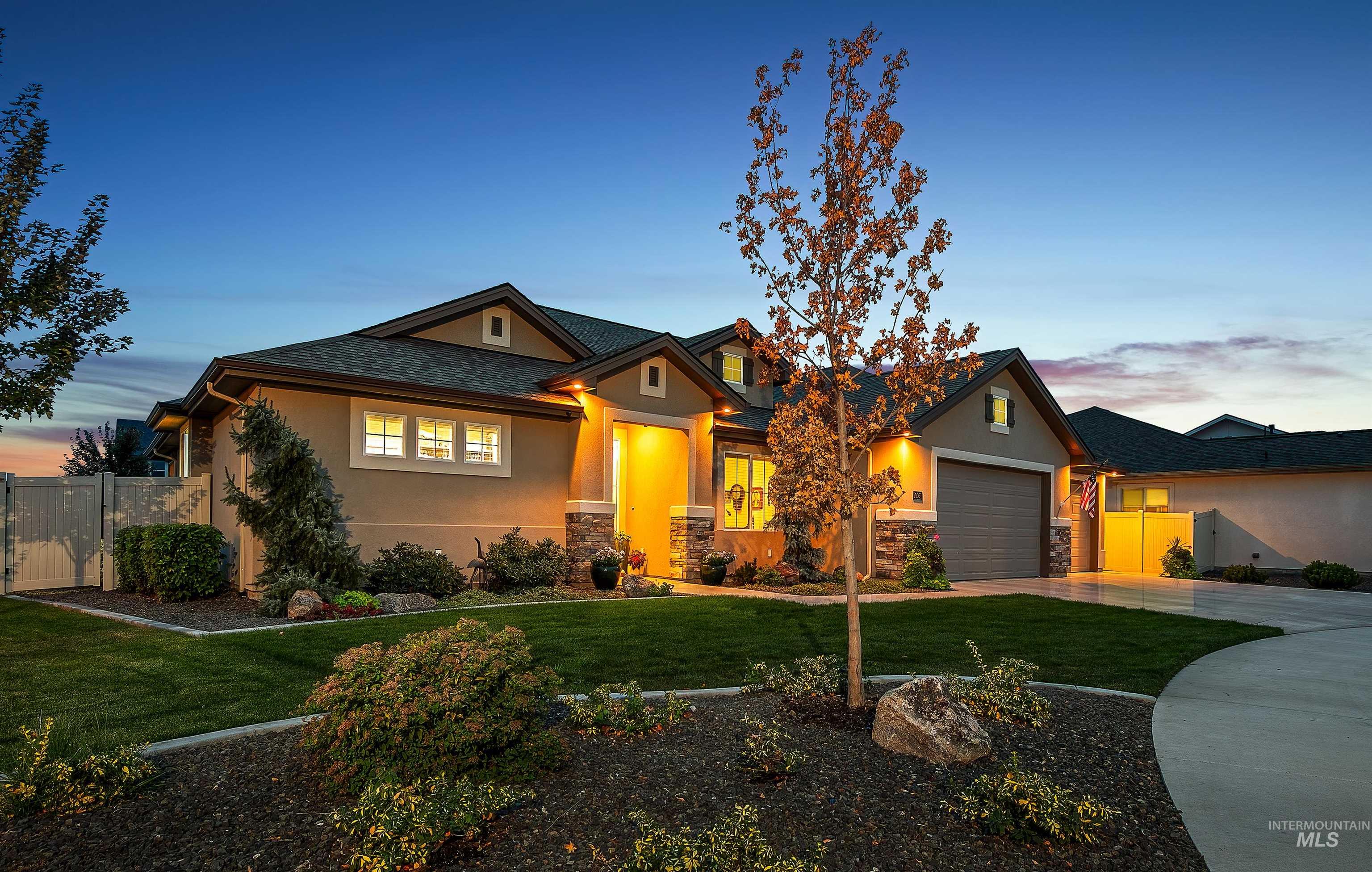 10061 W Golden Rain Street