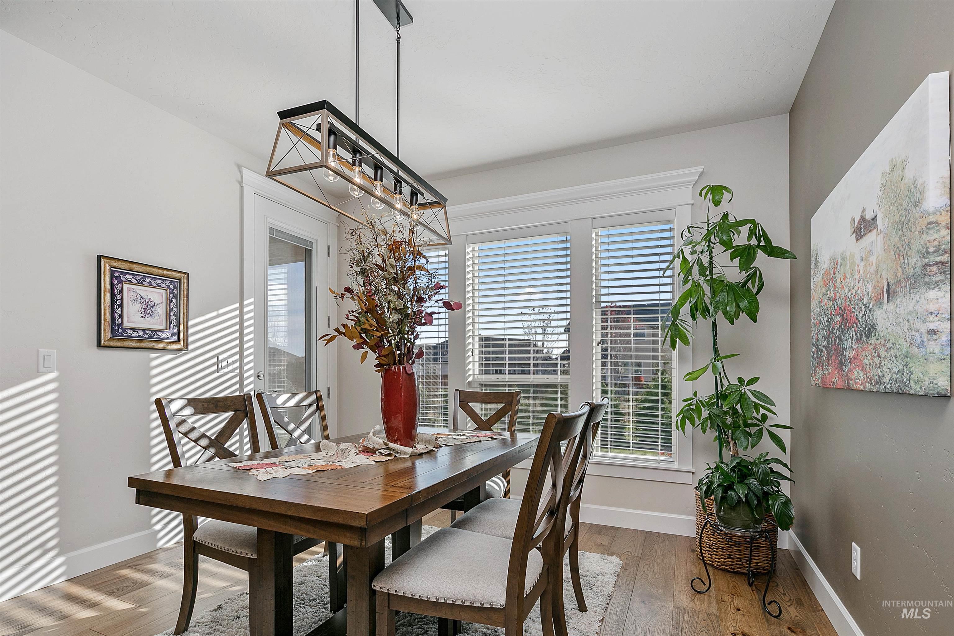 10061 W Golden Rain Street