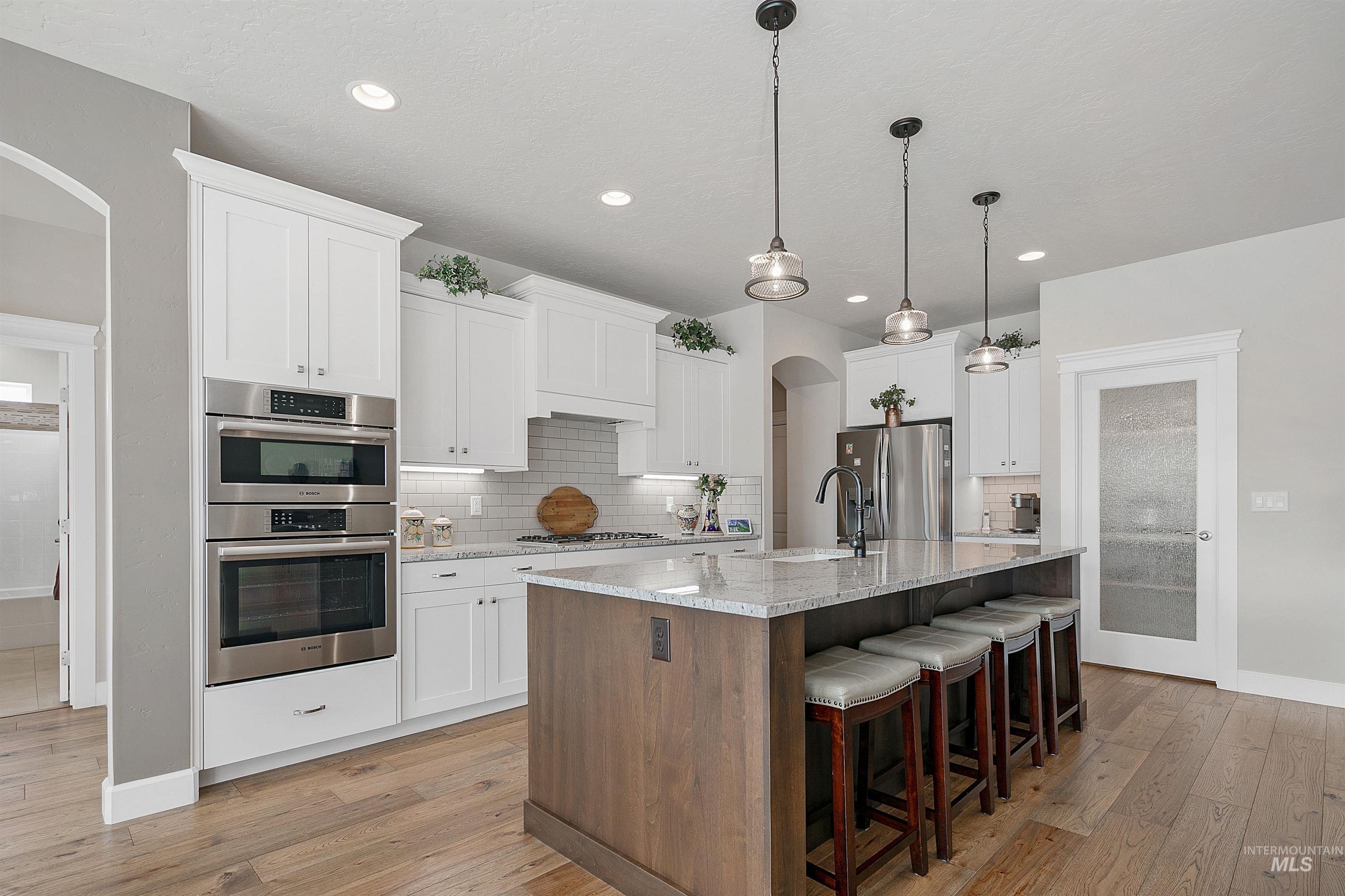 10061 W Golden Rain Street