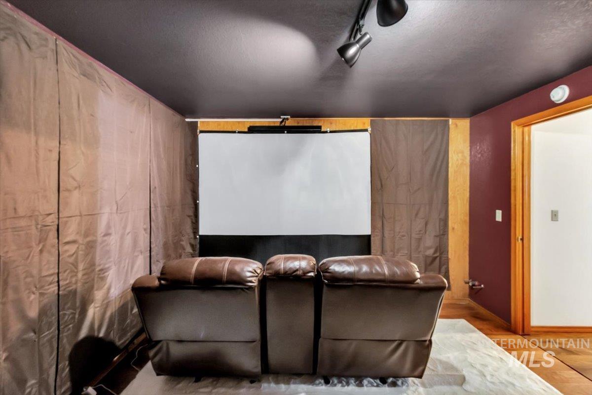 11056 W Highmont Drive