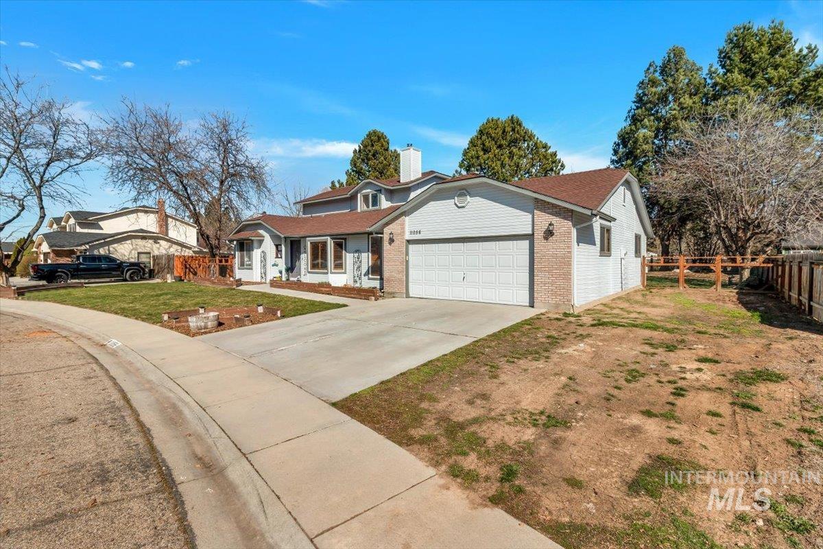 11056 W Highmont Drive