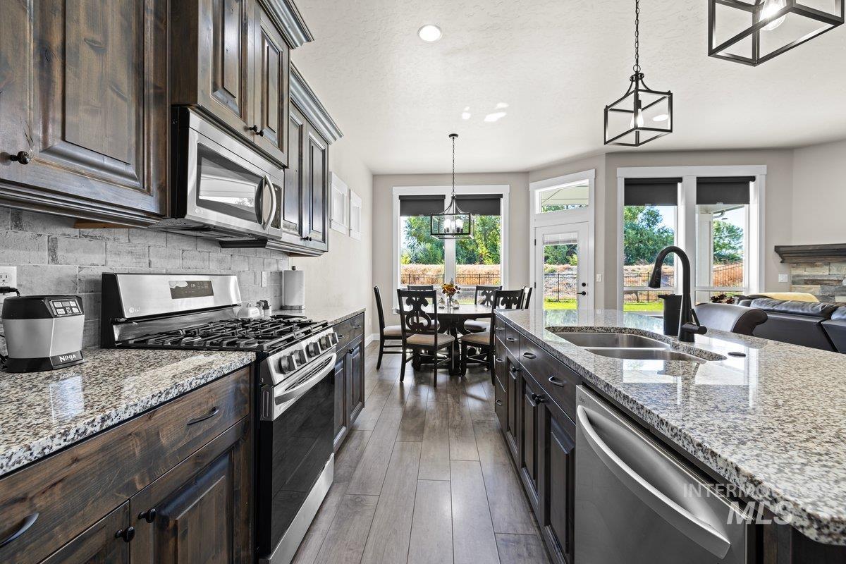 2569 W Herron Ridge Ct