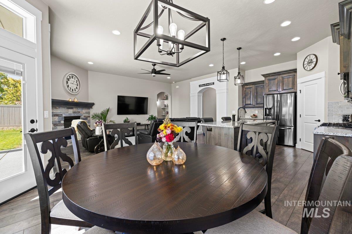 2569 W Herron Ridge Ct