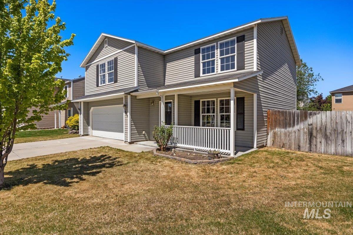 120 E Willow Creek Dr