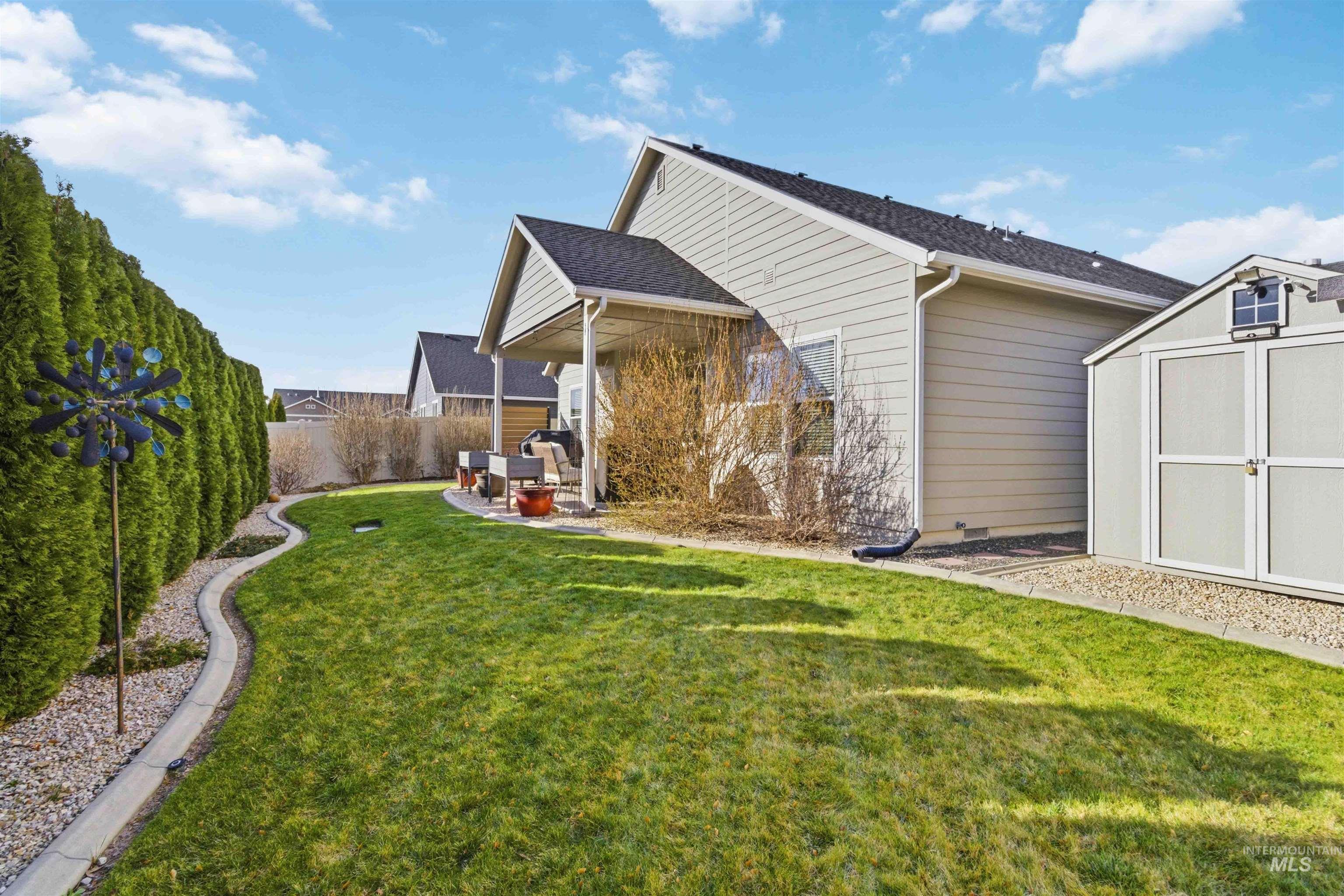 2450 N Iditarod Way