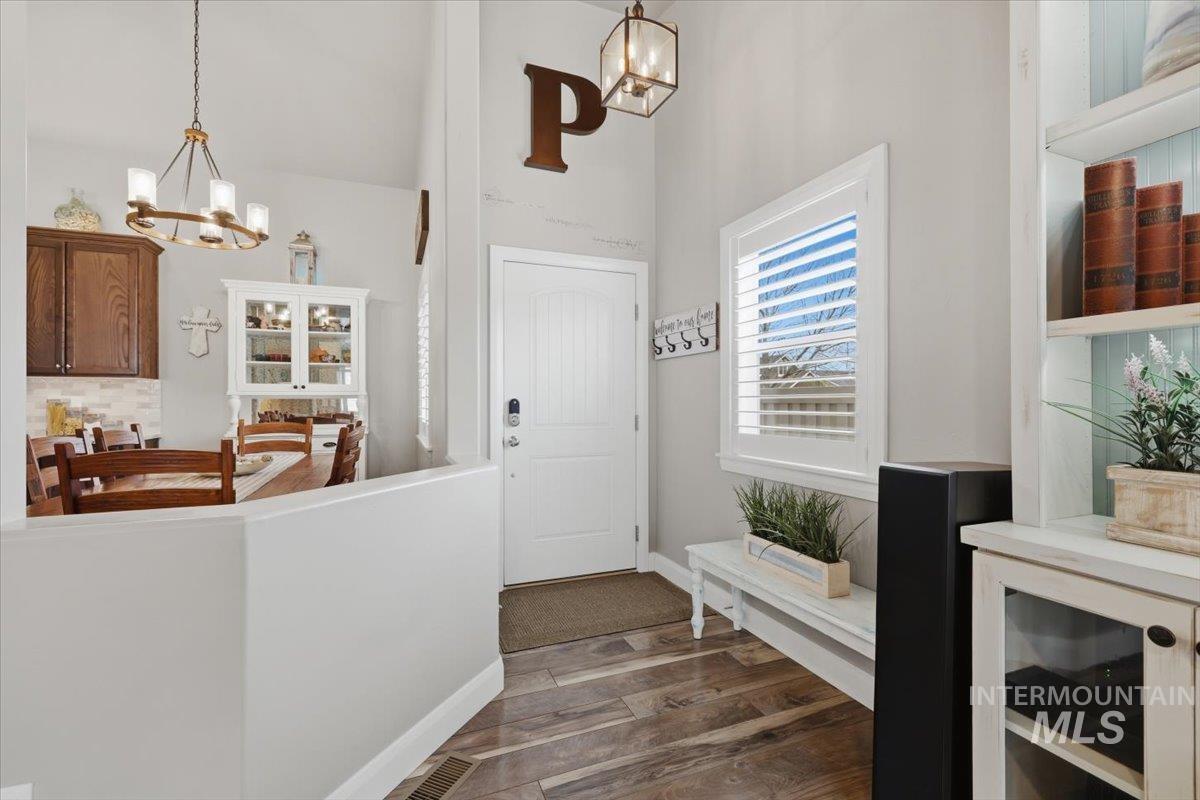 9382 S Updale Avenue