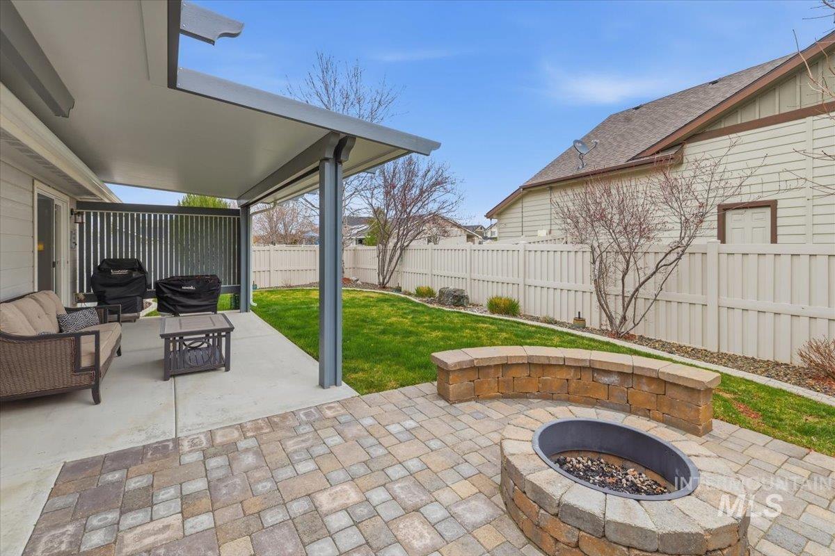 9382 S Updale Avenue