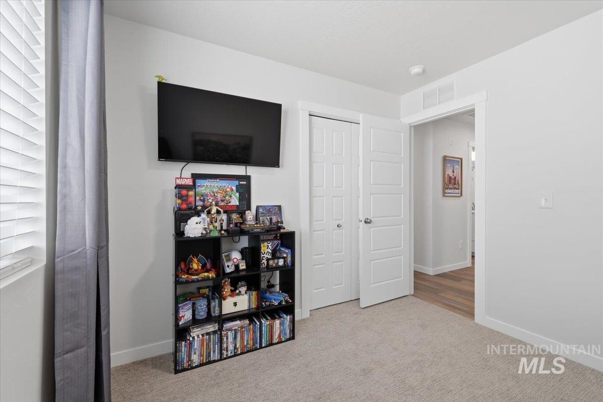 5496 S Desert Cactus Ave