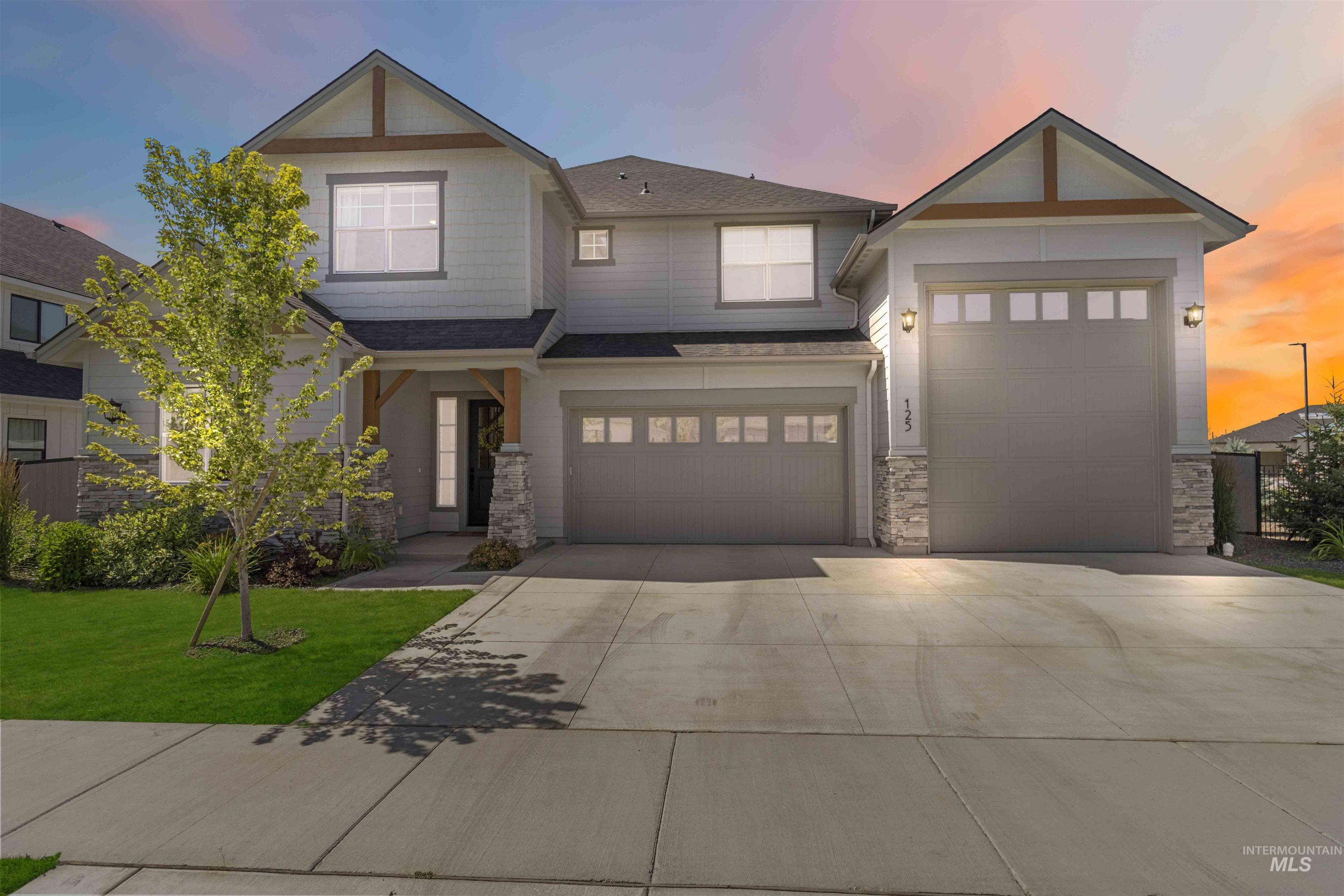 125 S Eagles Roost Way