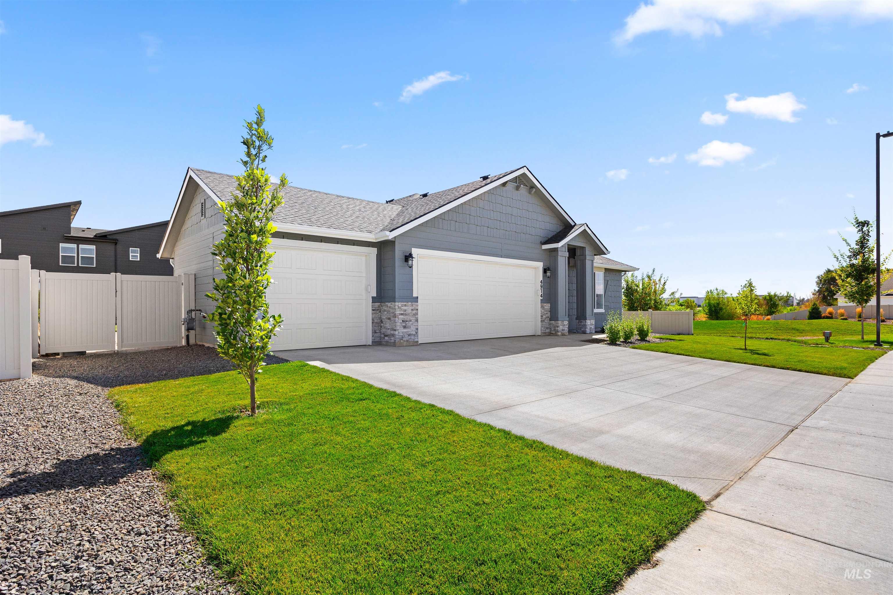 4914 Endicott Dr