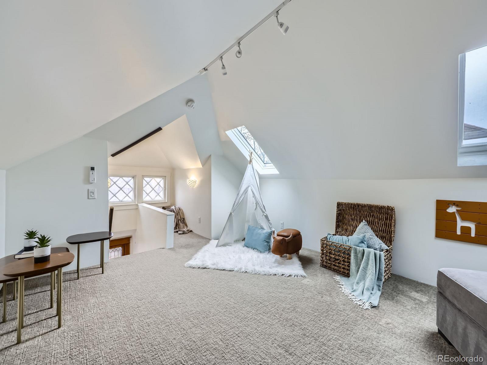 1475 Saint Paul Street