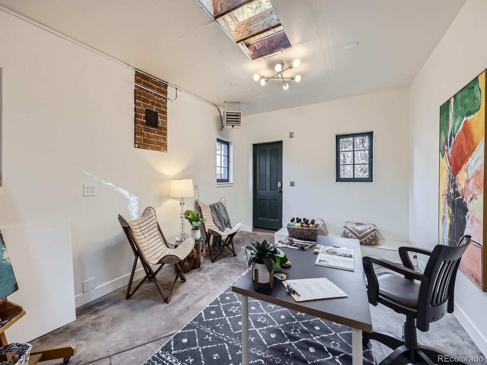 1475 Saint Paul Street