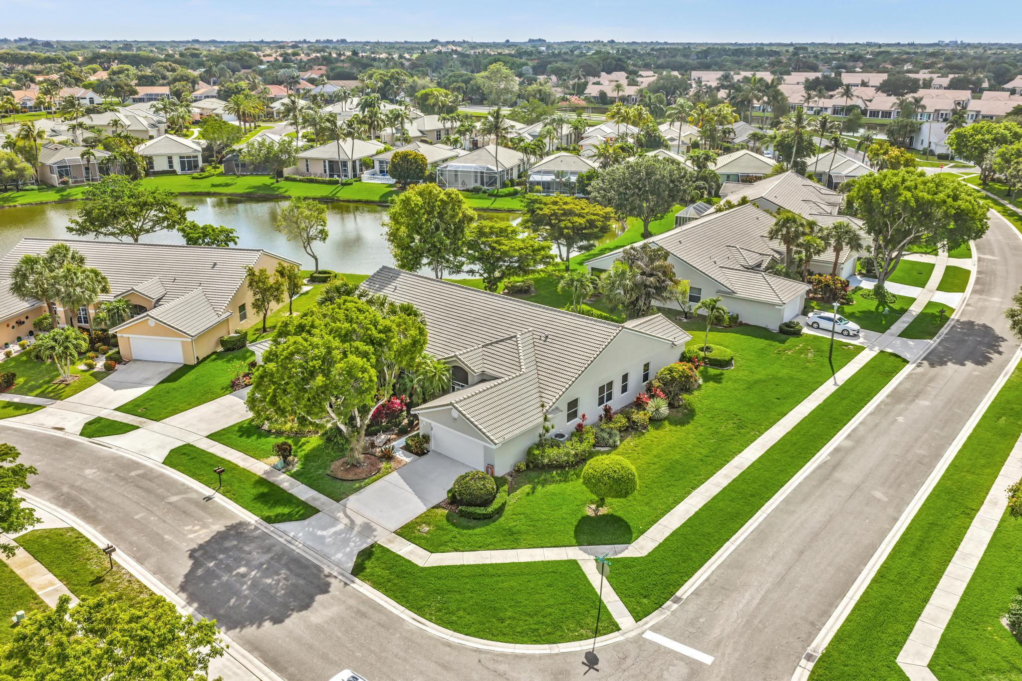8914 Brittany Lakes Drive
