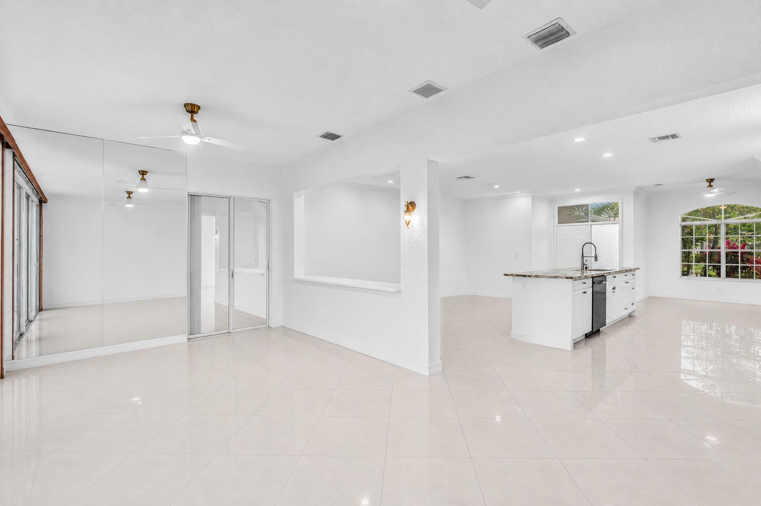 8914 Brittany Lakes Drive