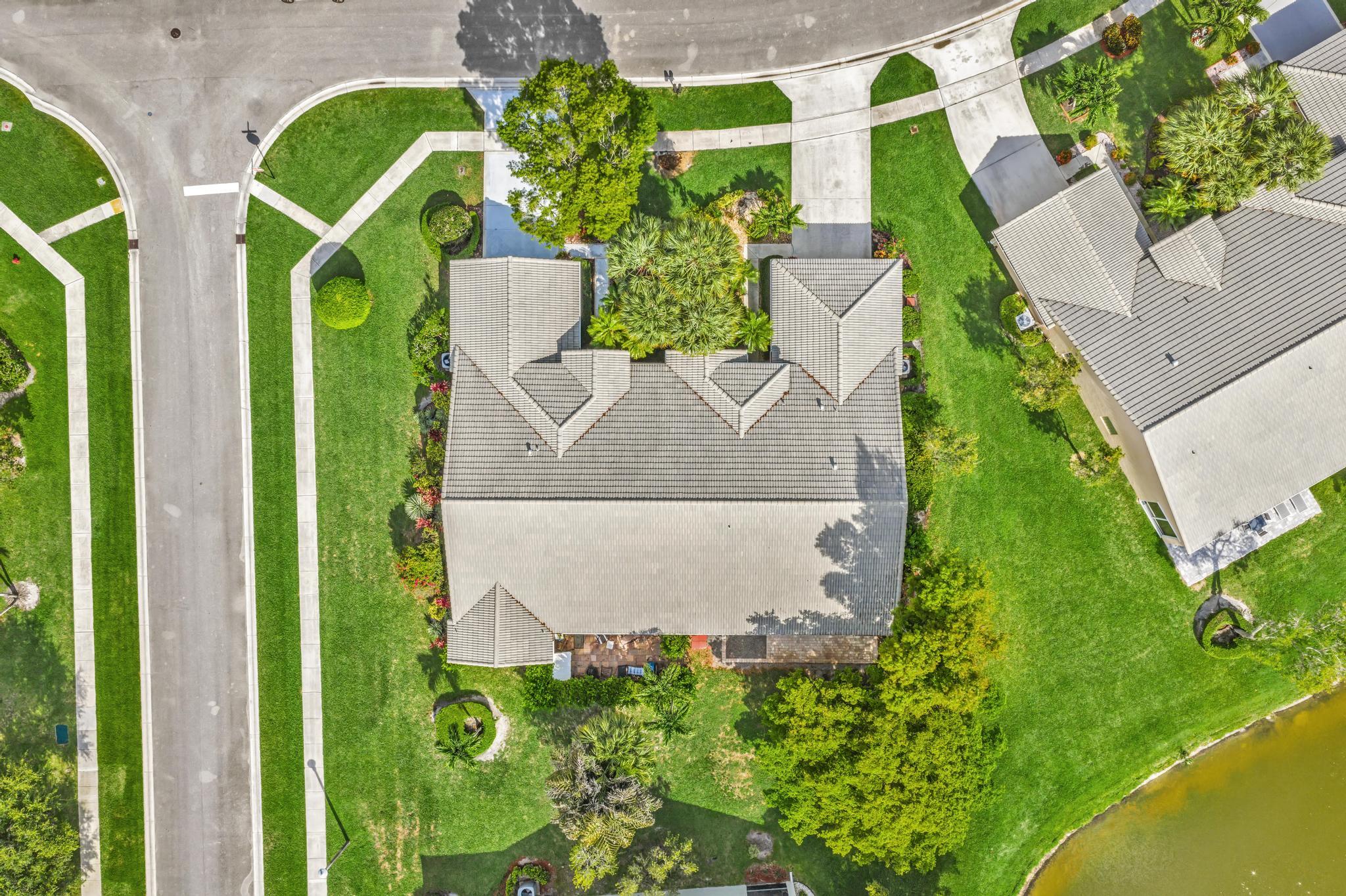 8914 Brittany Lakes Drive