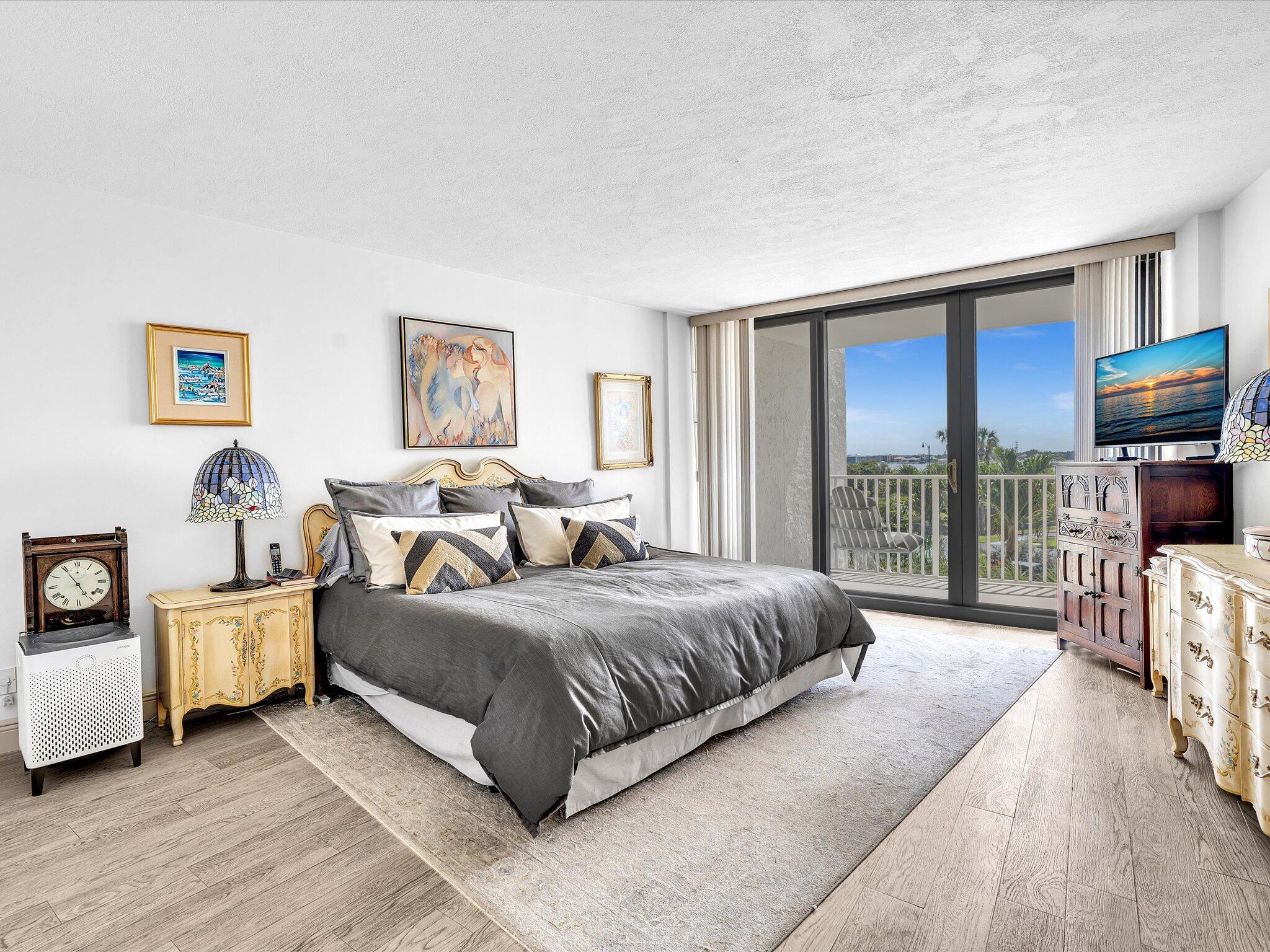 3360 S Ocean Boulevard 2a
