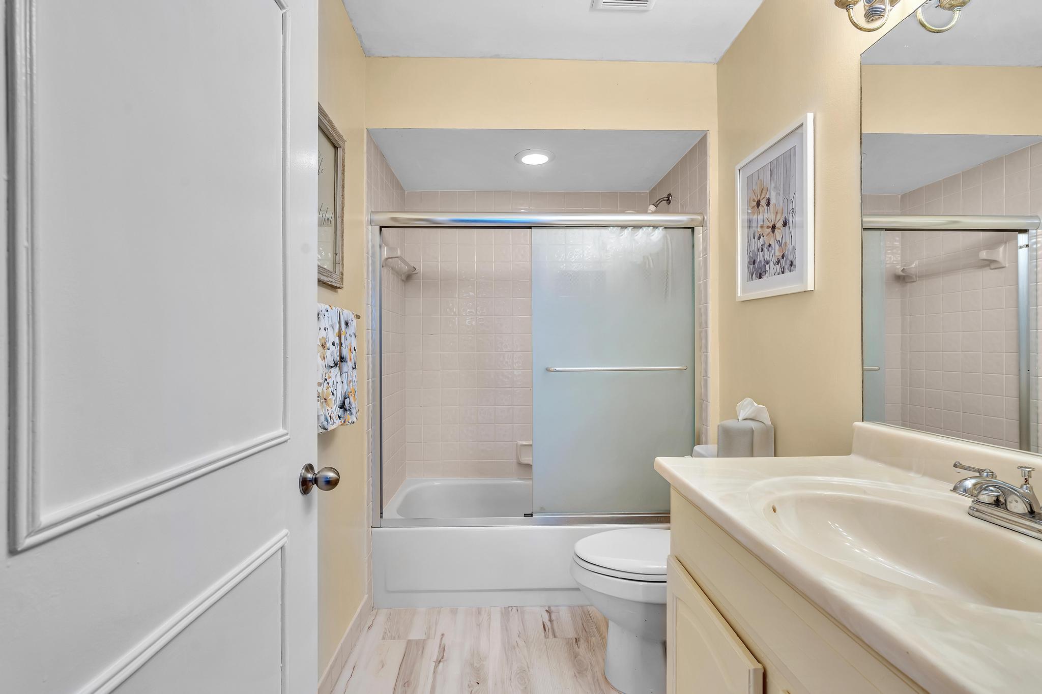 8099 CASSIA Drive