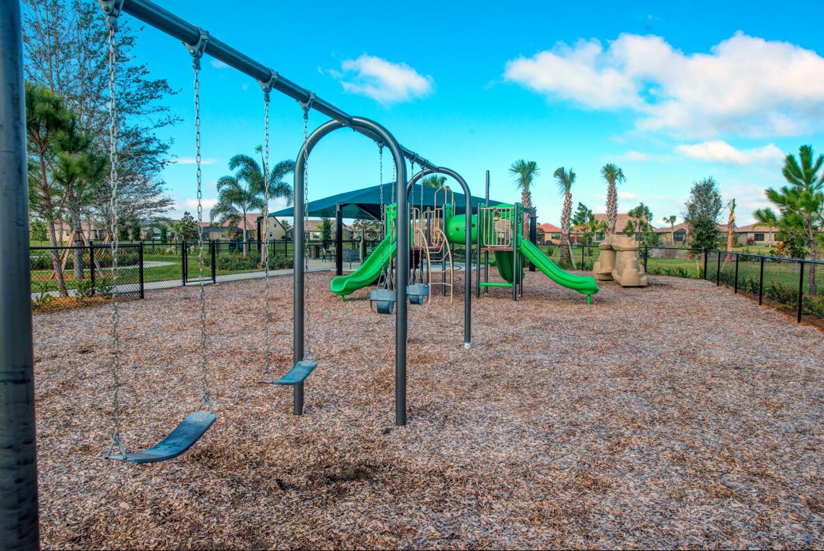 885 SE Courances Dr 312, Port St. Lucie Unit: 312