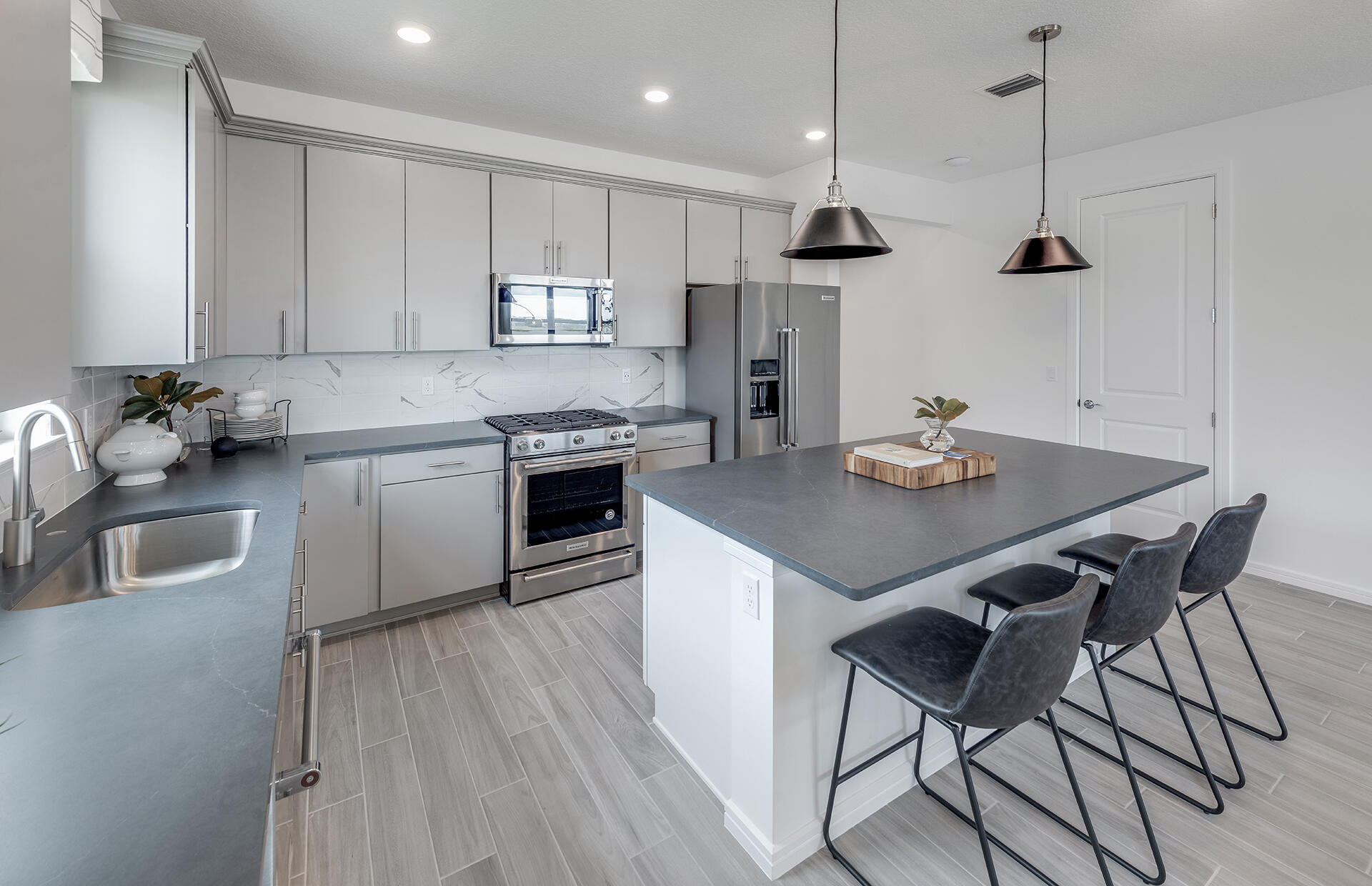 885 SE Courances Dr 312, Port St. Lucie Unit: 312