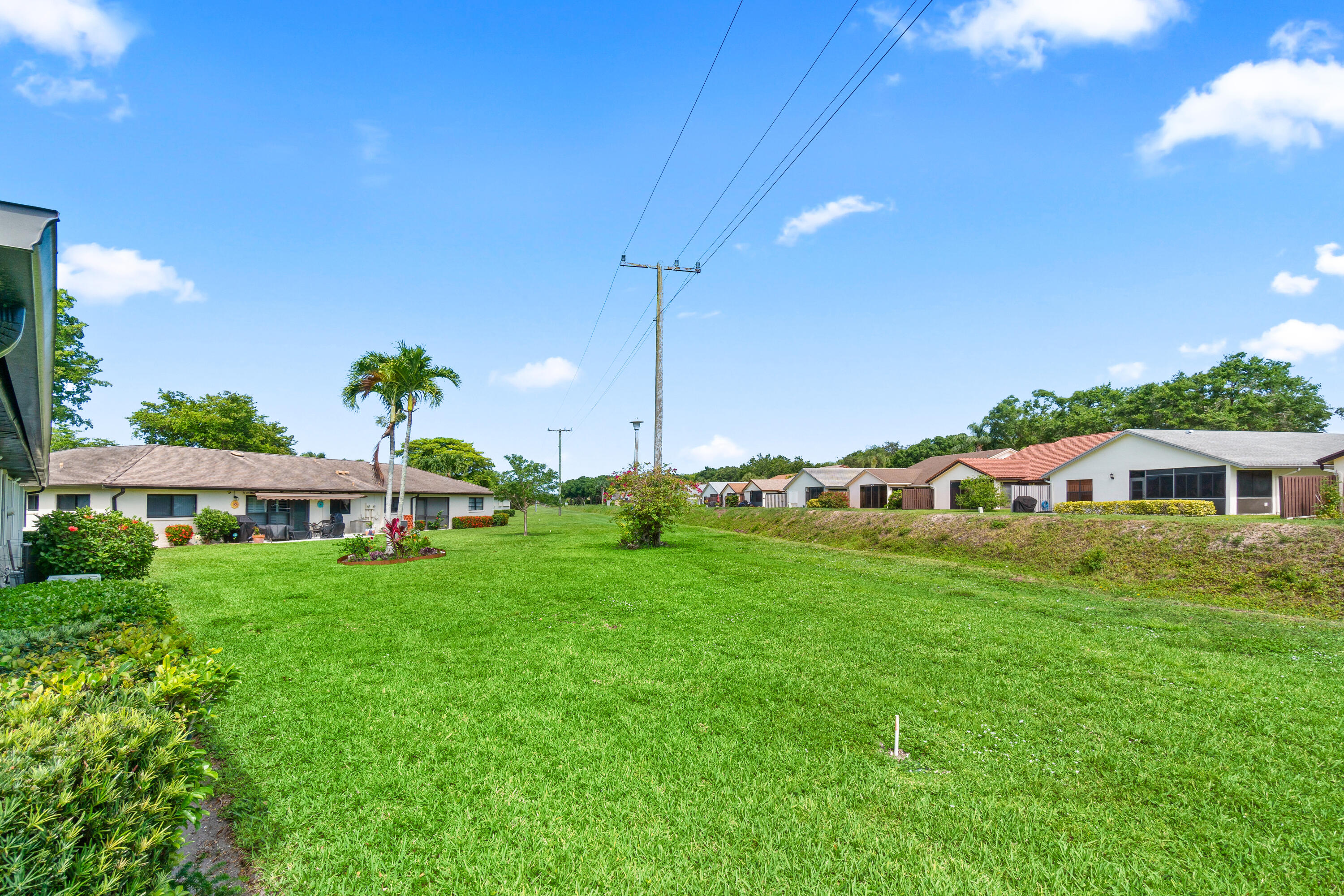 4858 Equestrian Road B