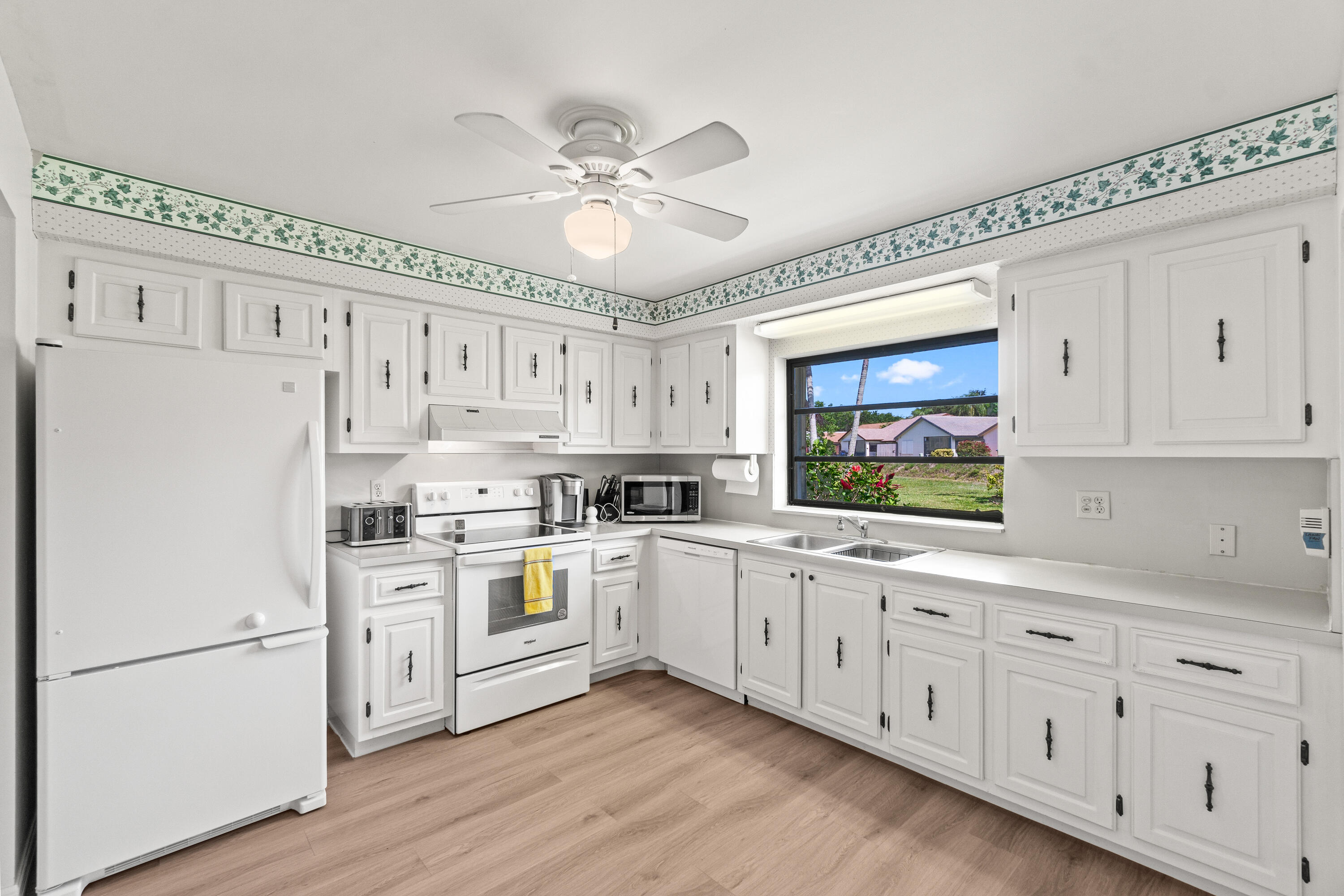 4858 Equestrian Road B