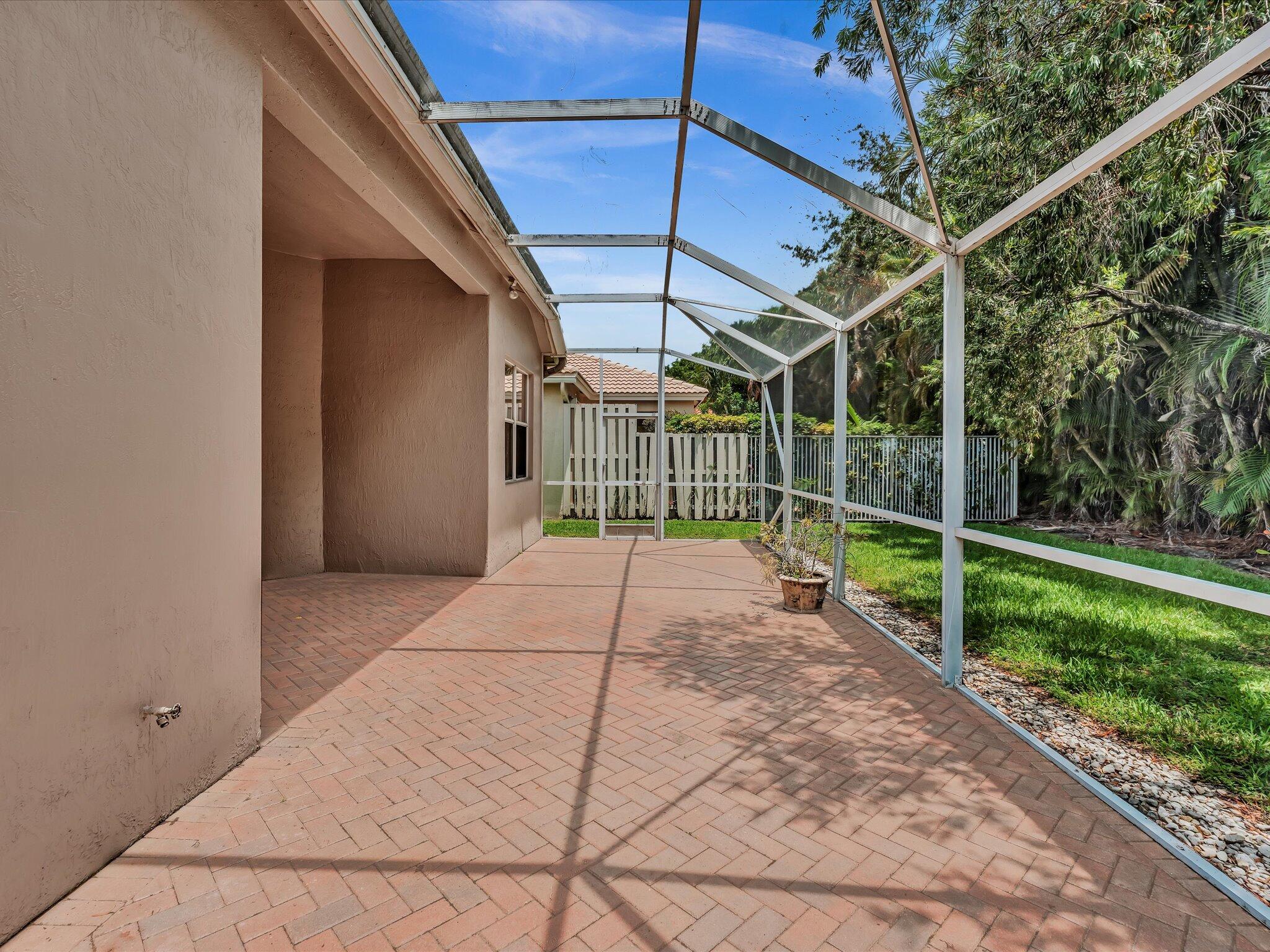 6707 Southport Drive