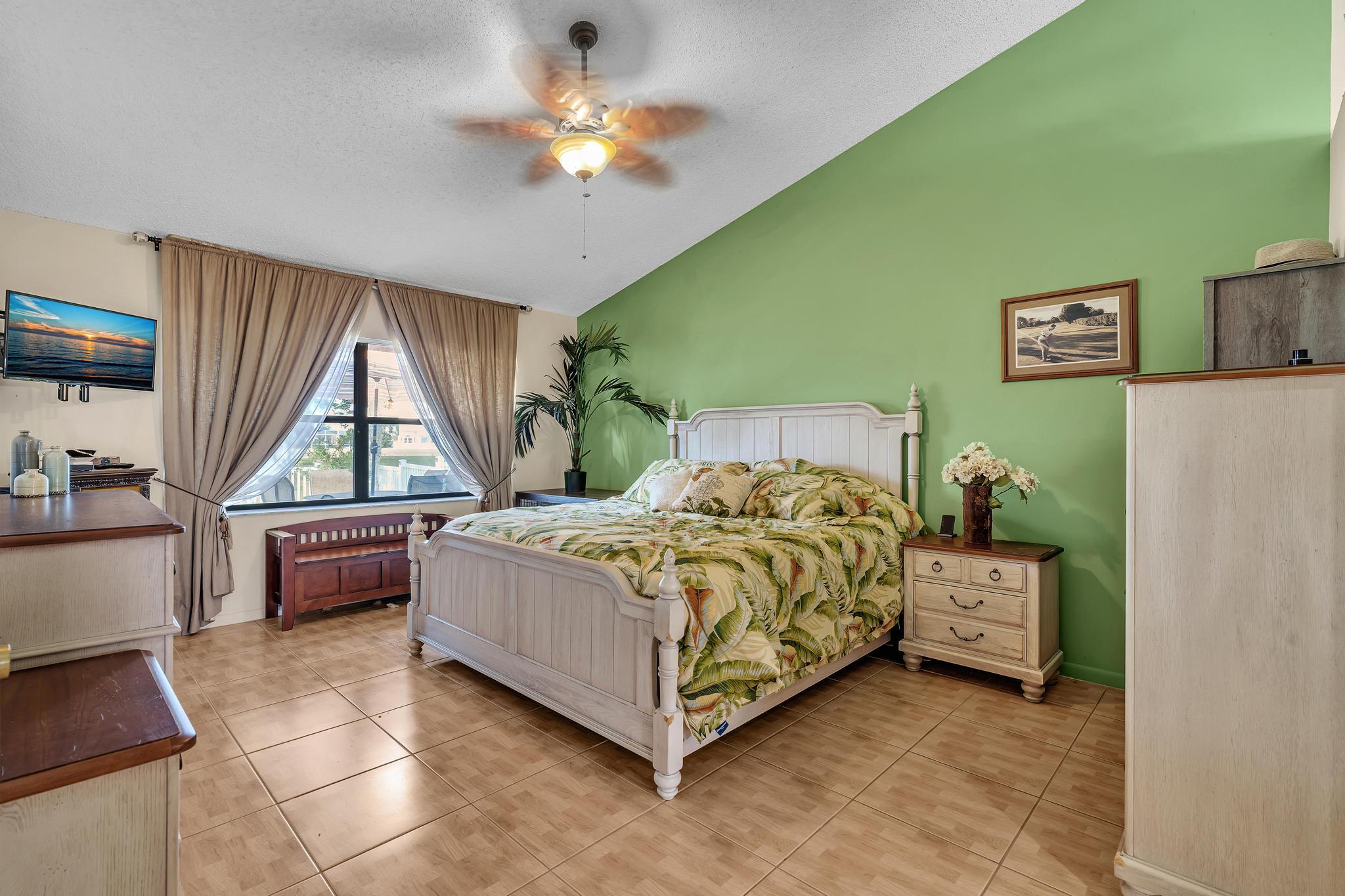 8099 Cassia Drive