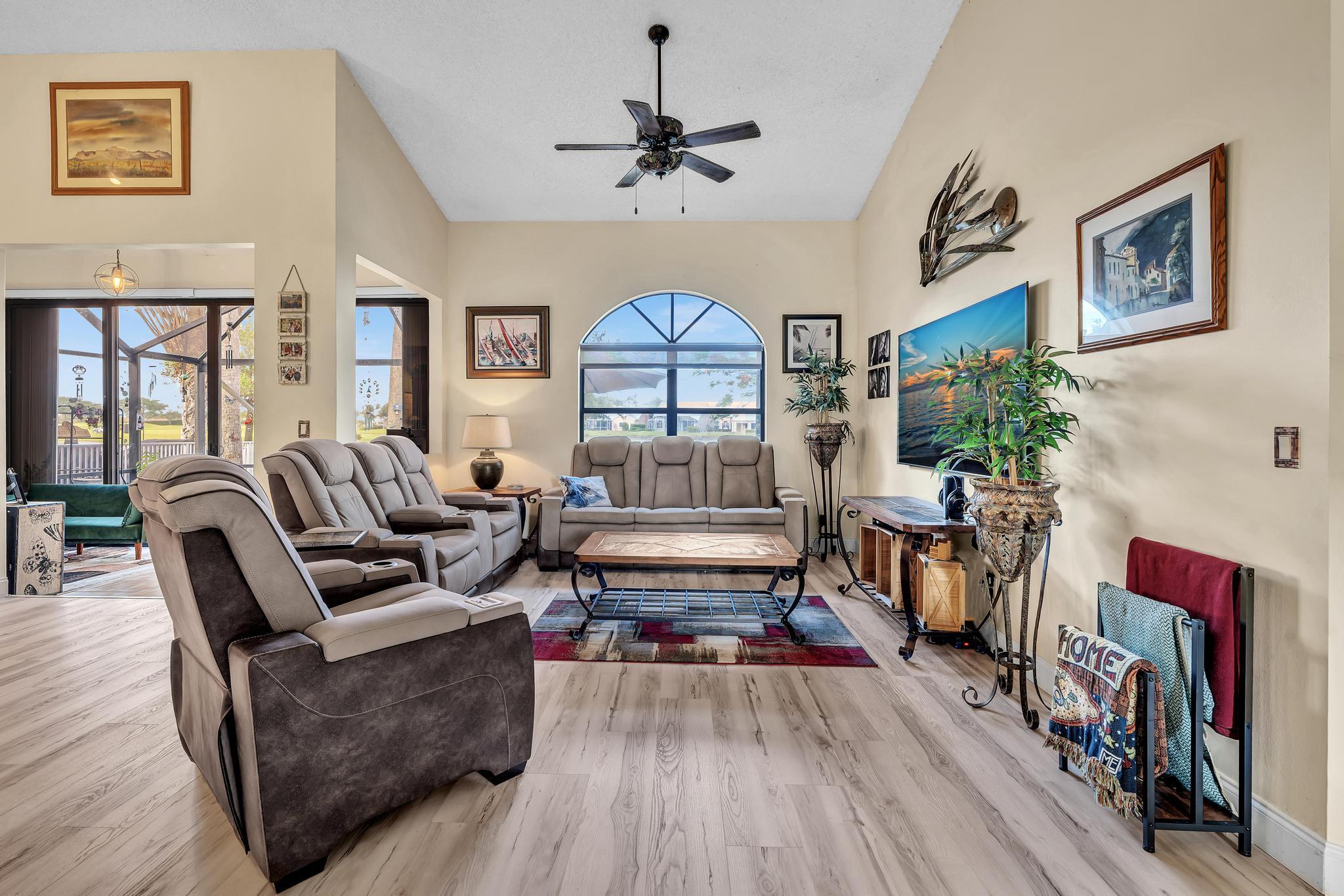 8099 Cassia Drive