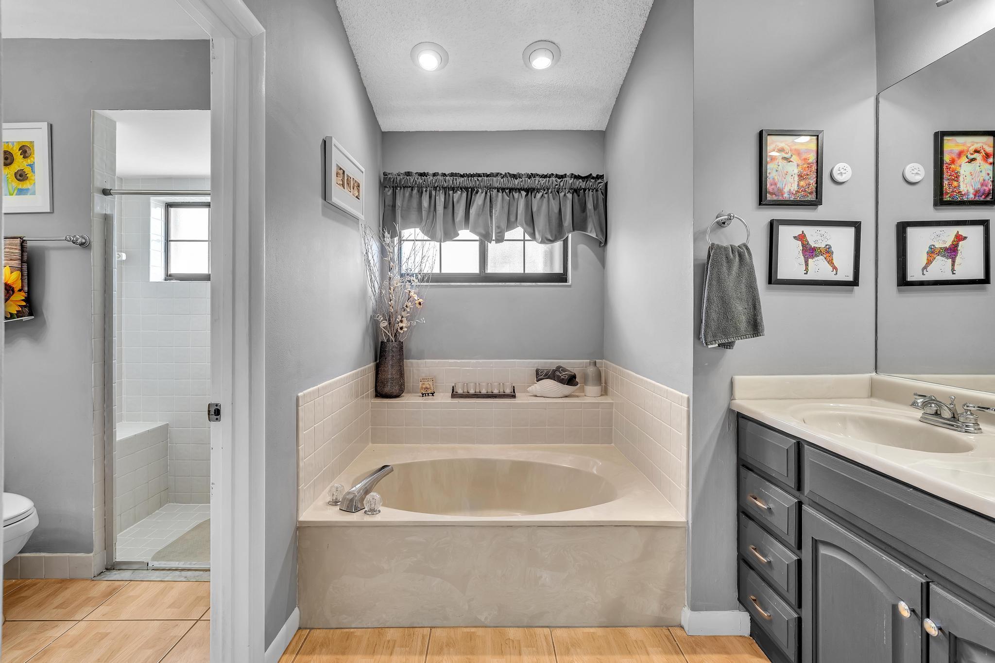 8099 Cassia Drive