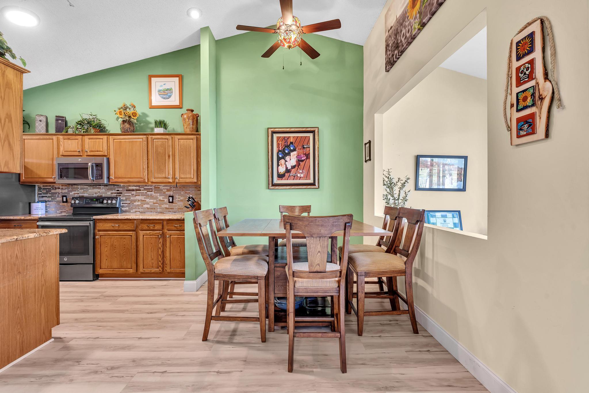 8099 Cassia Drive